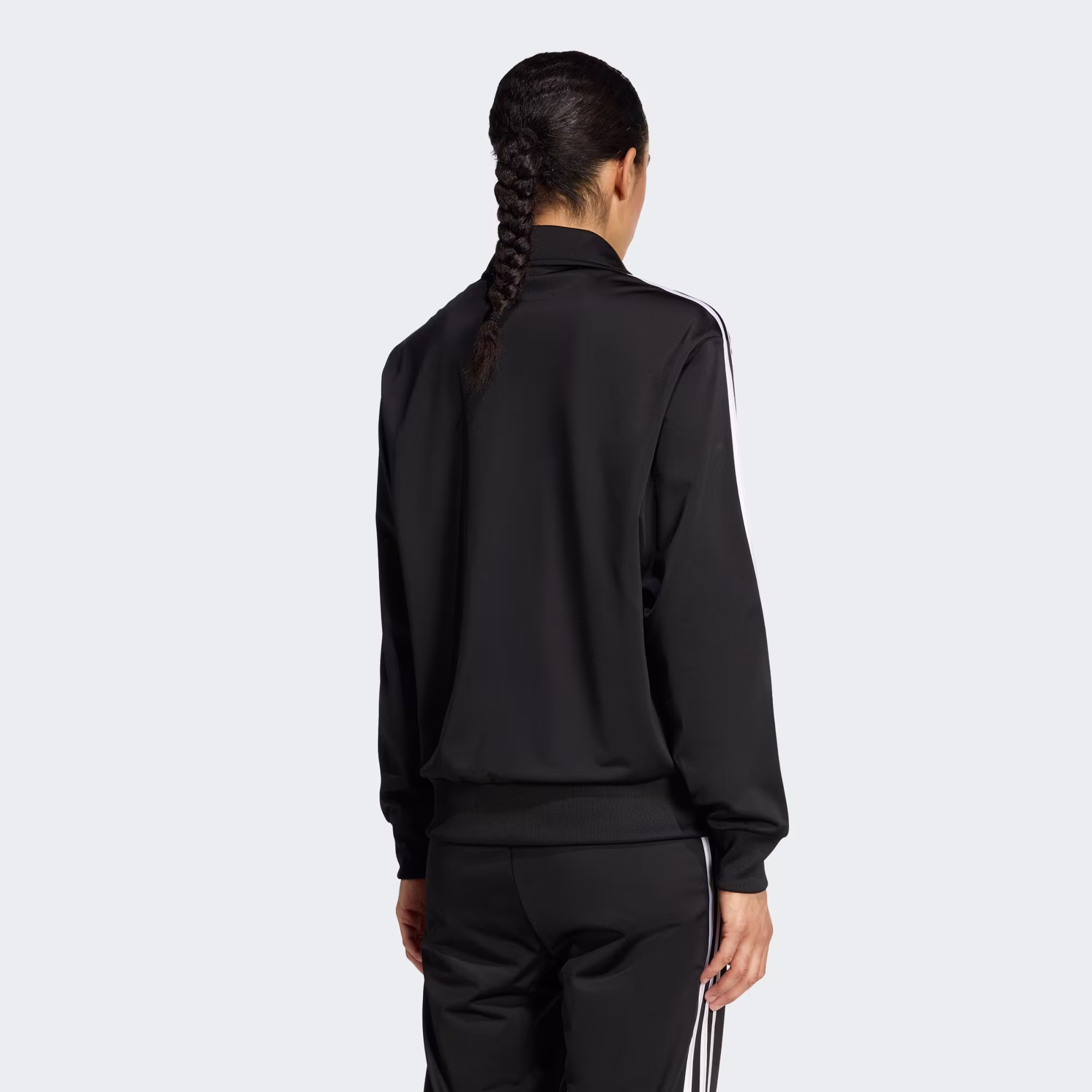 ქალის ჯემპრი