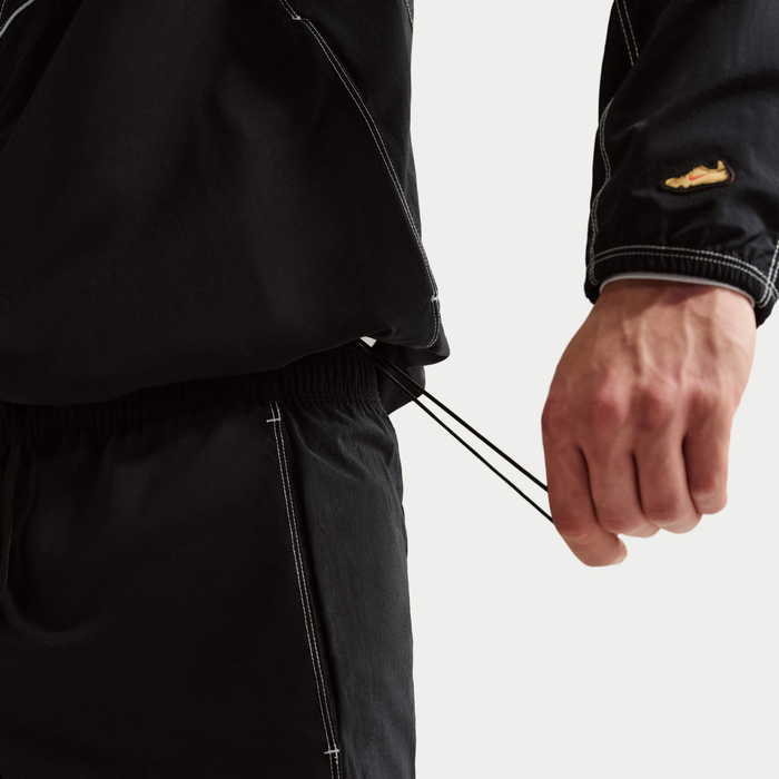 Nike მამაკაცის ქურთუკი