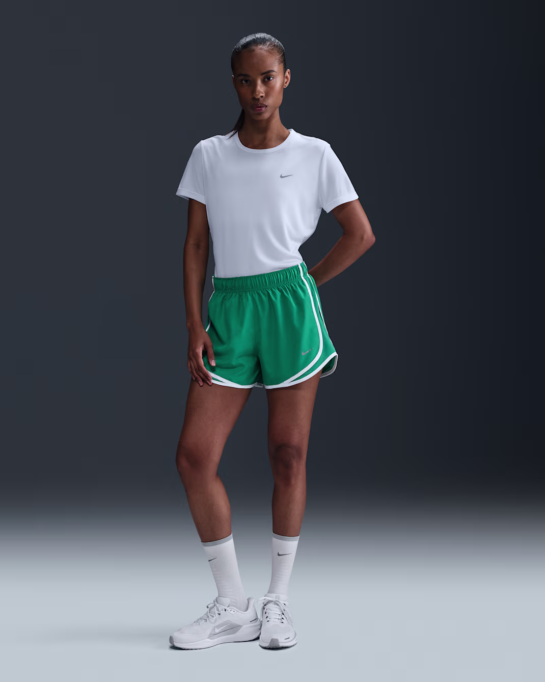 Nike ქალის მაისური