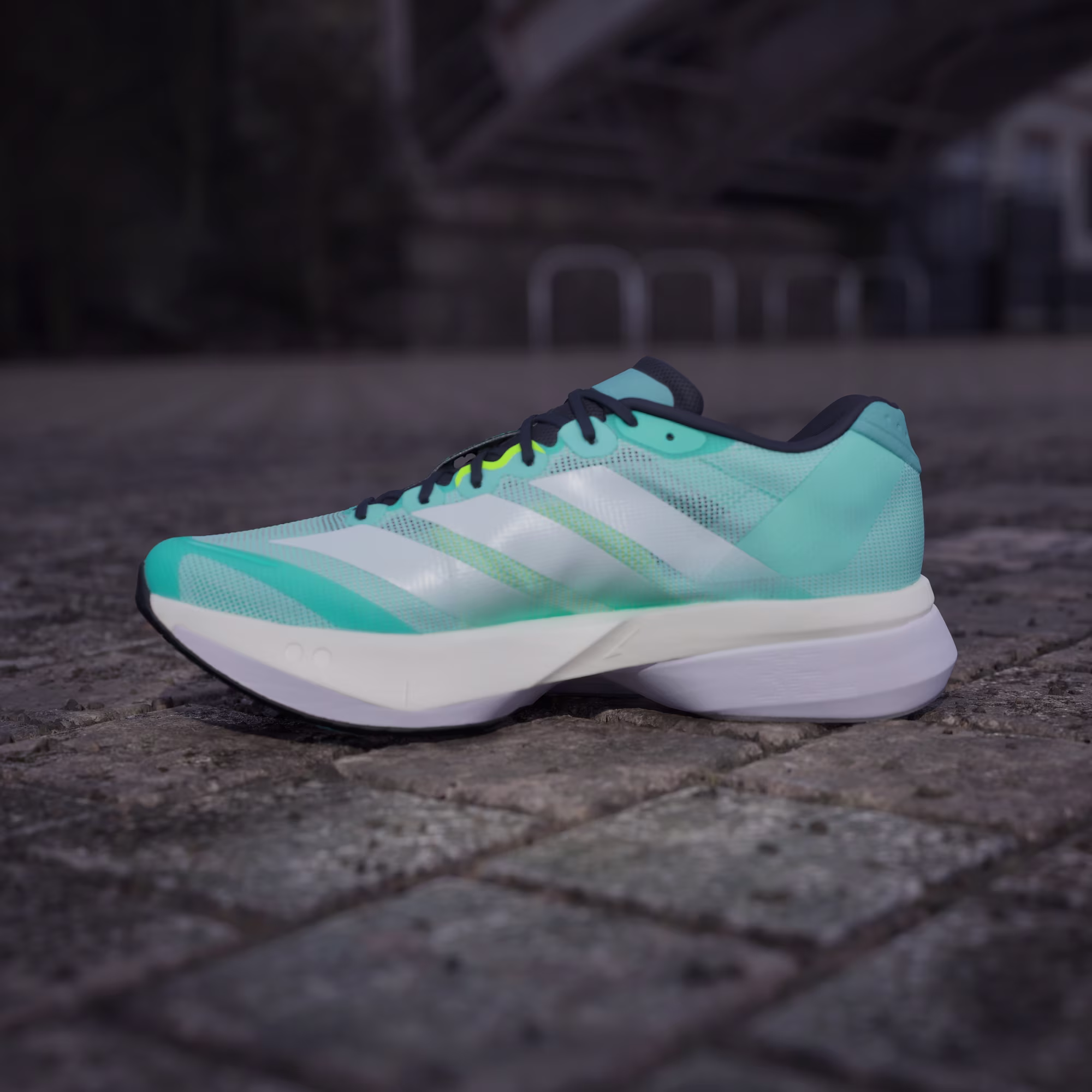 Adidas მამაკაცის სპორტული ფეხსაცმელი