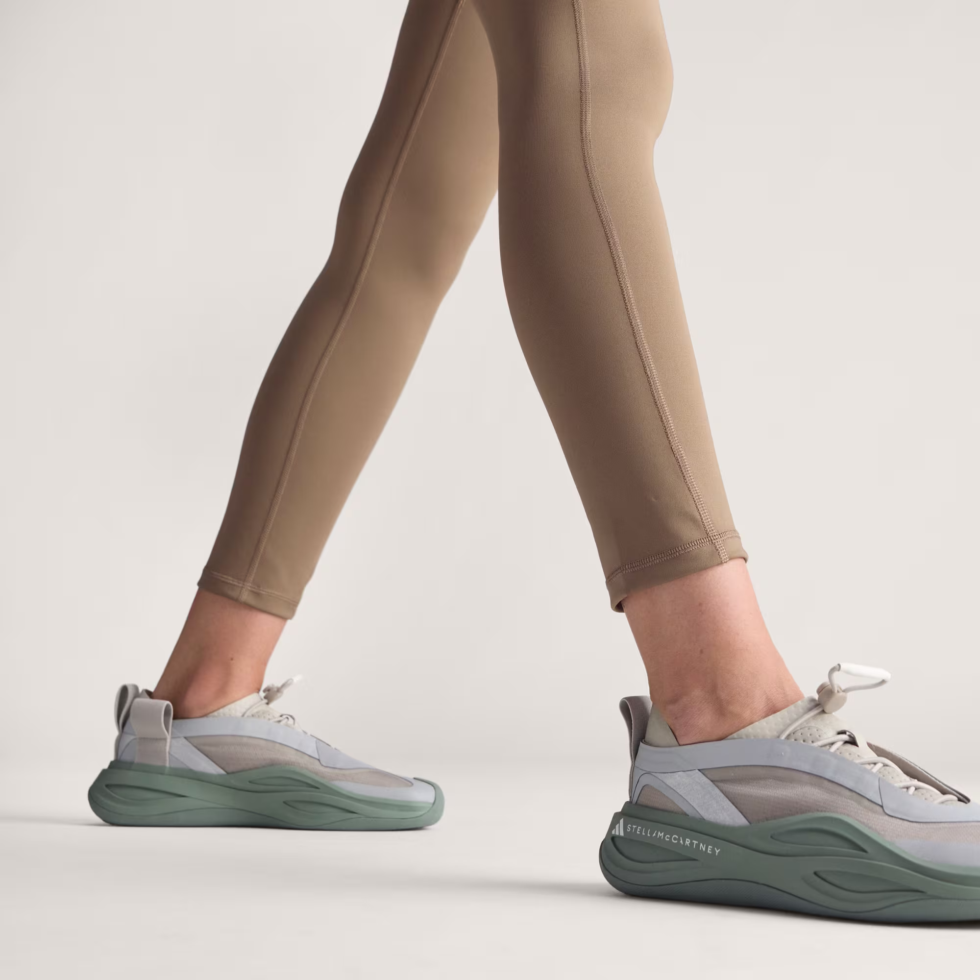 Adidas ქალის შარვალი