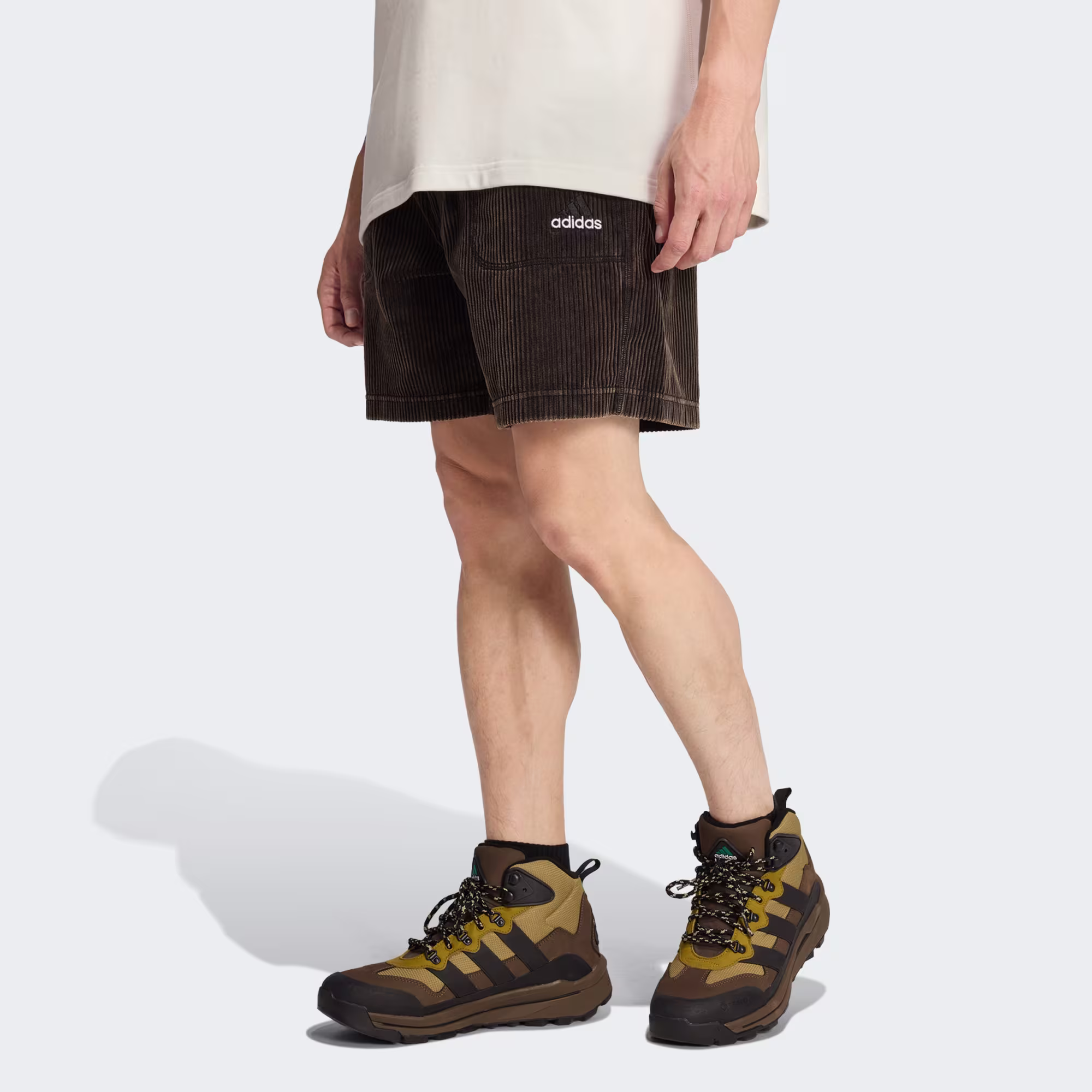 Adidas მამაკაცის შორტი