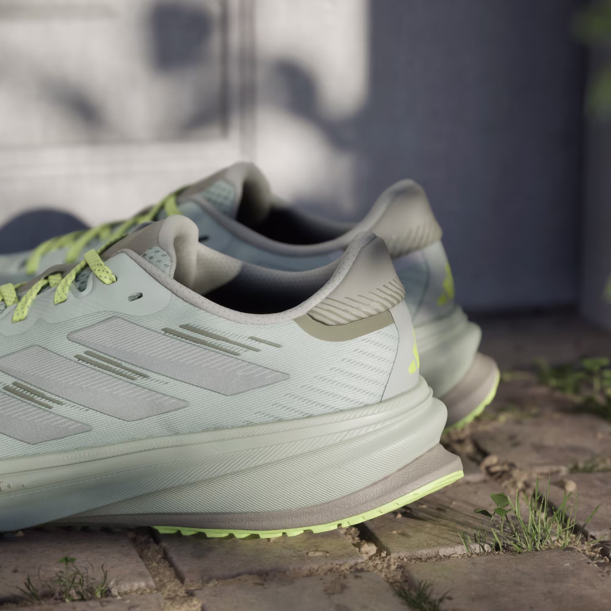 Adidas მამაკაცის სპორტული ფეხსაცმელი