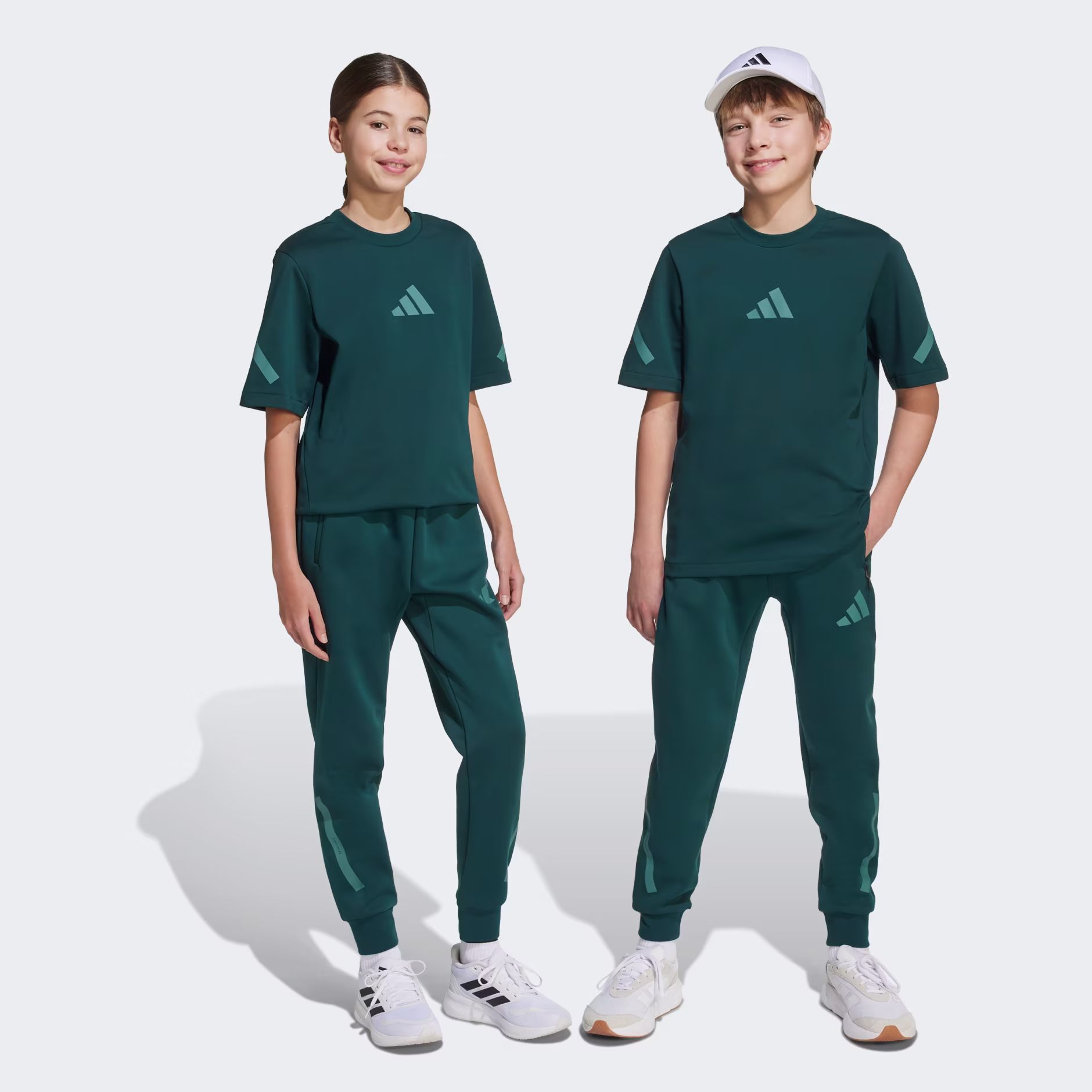 Adidas ბავშვის შარვალი
