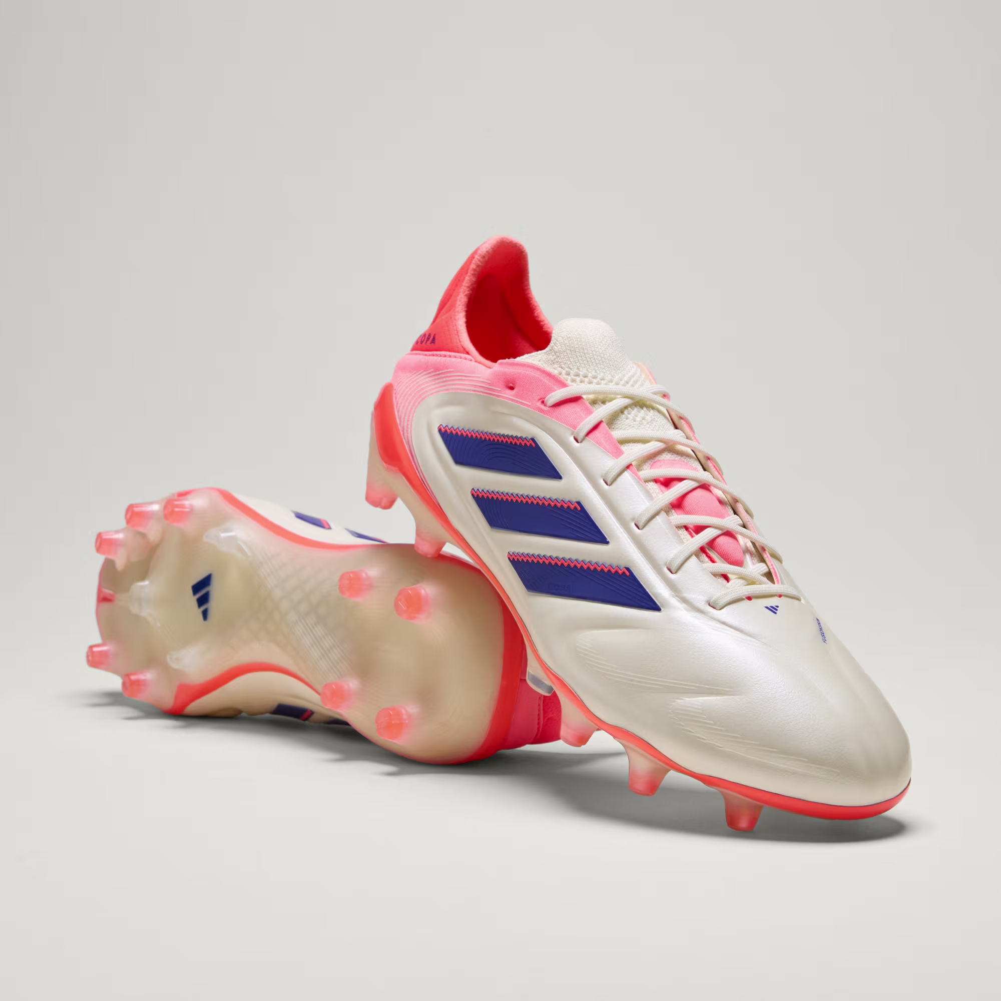 Adidas მამაკაცის სპორტული ფეხსაცმელი