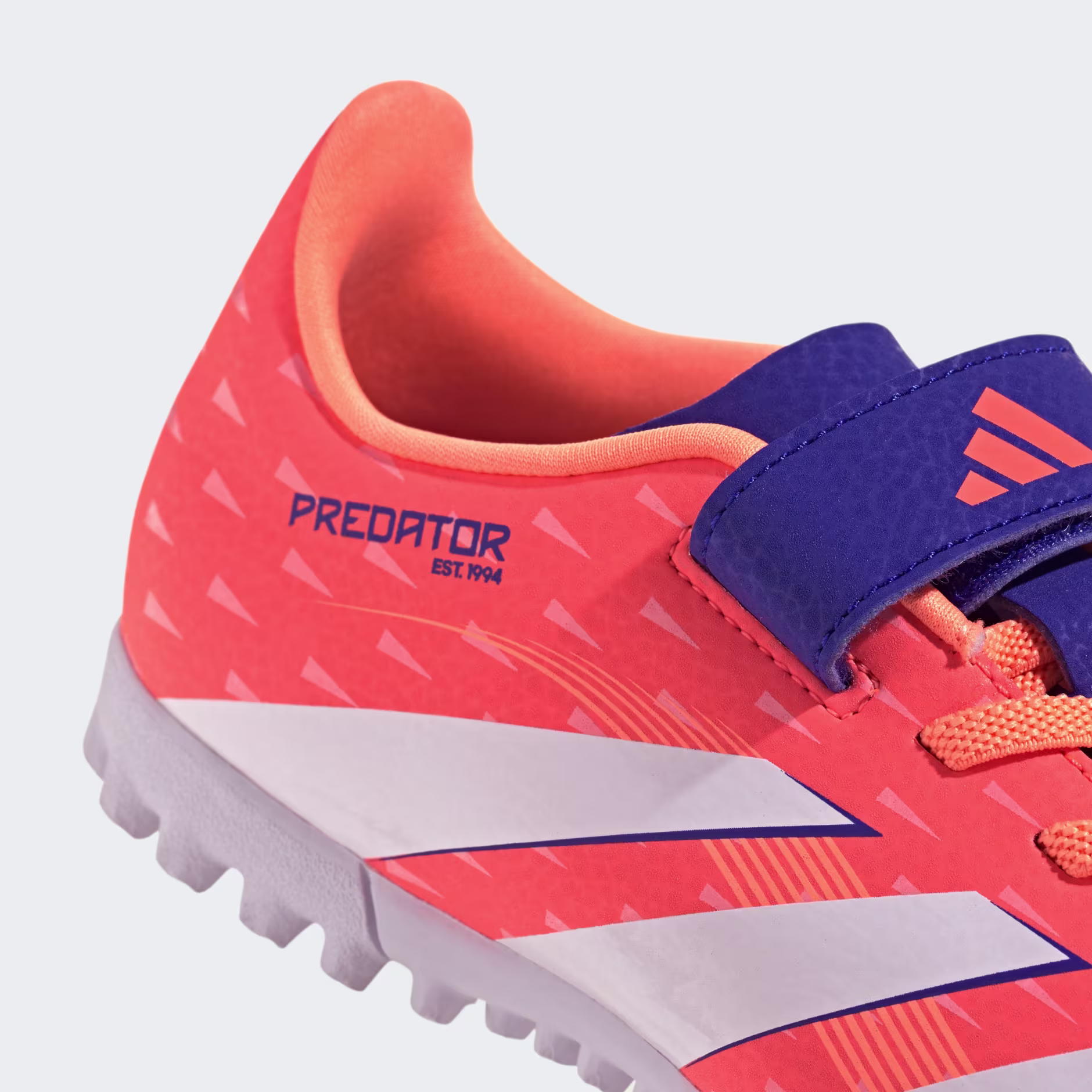 Adidas ბავშვის სპორტული ფეხსაცმელი