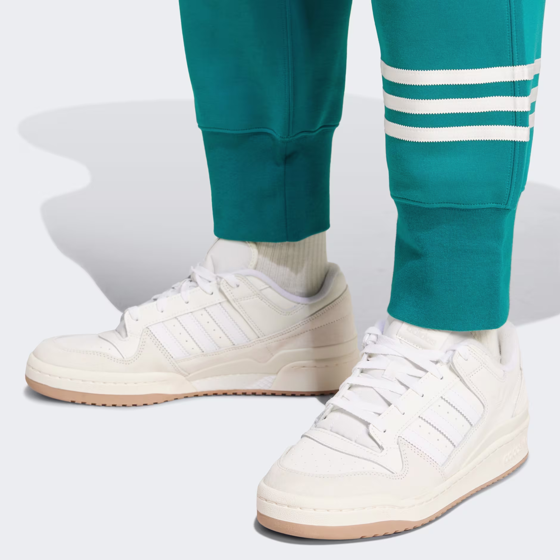Adidas მამაკაცის შარვალი NEU C PT