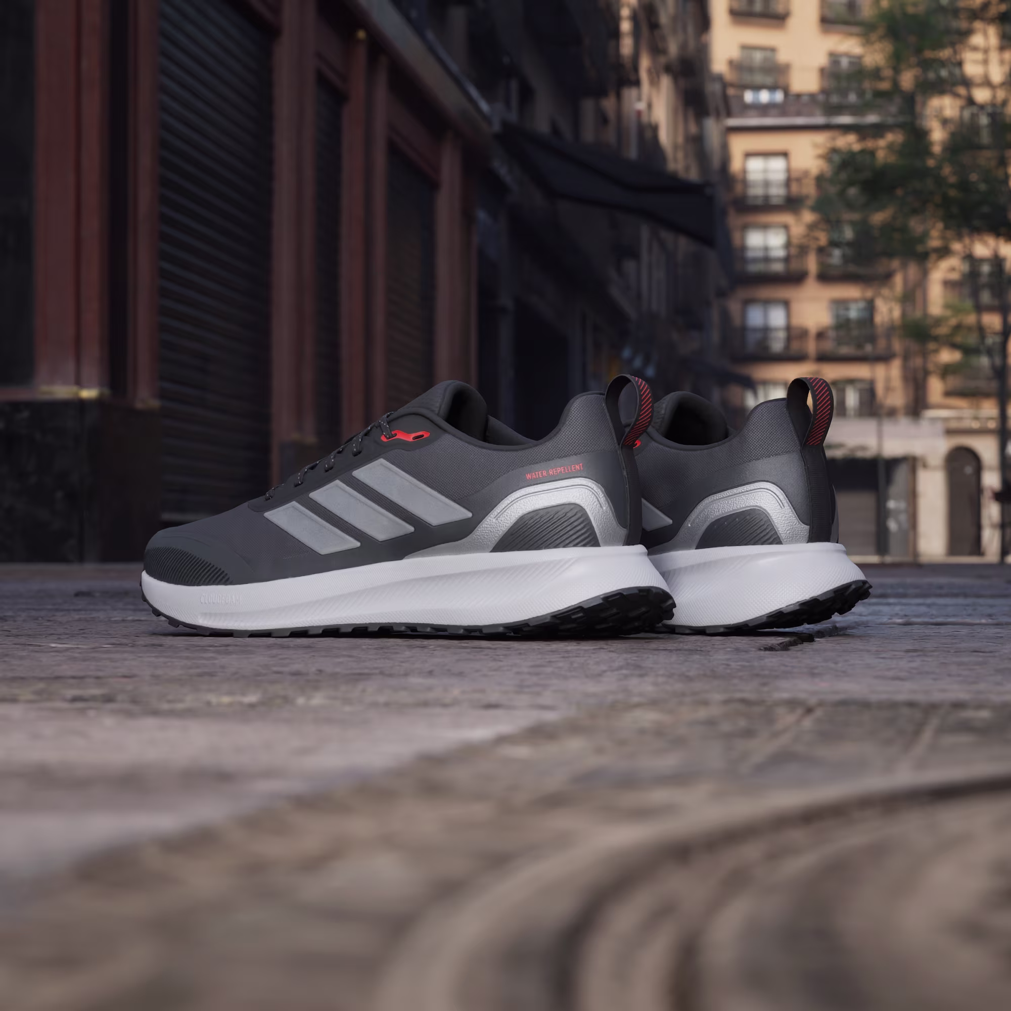 Adidas მამაკაცის სპორტული ფეხსაცმელი