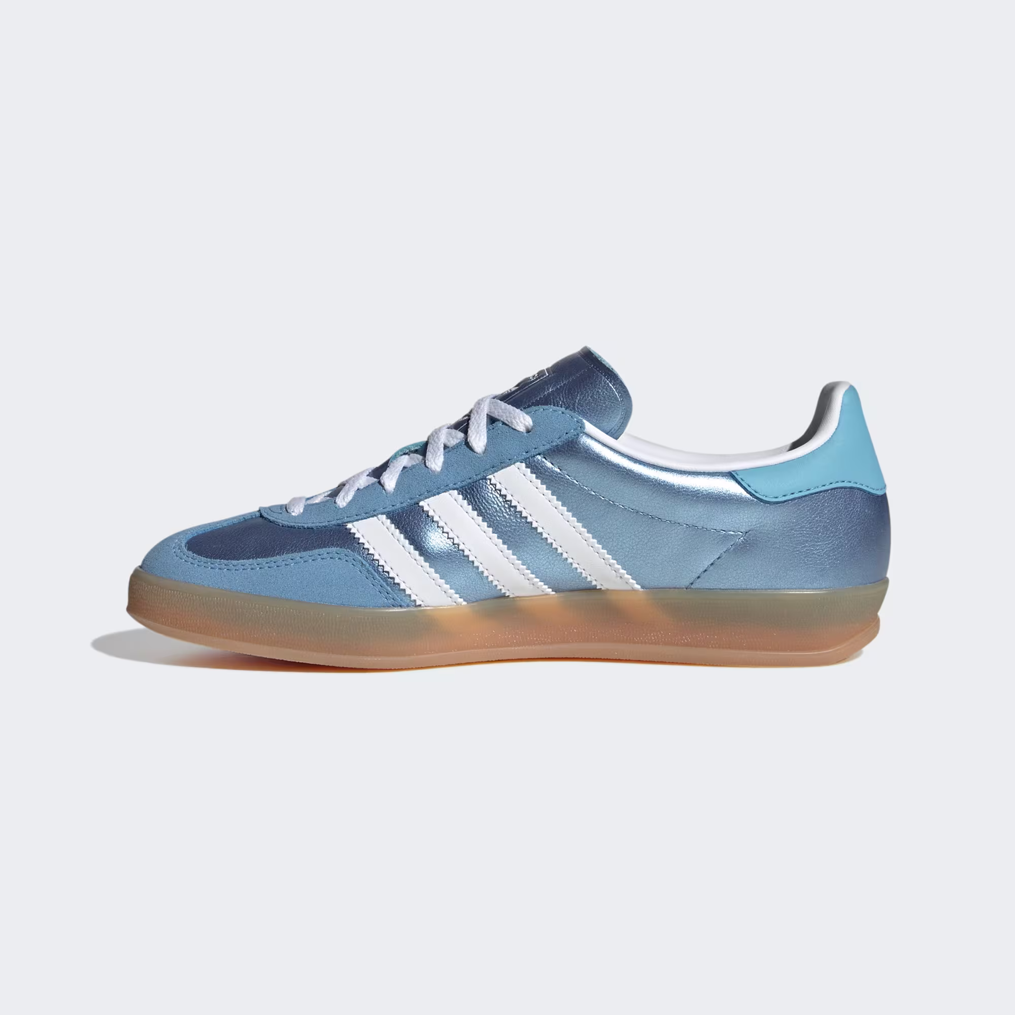 Adidas ქალის სპორტული ფეხსაცმელი