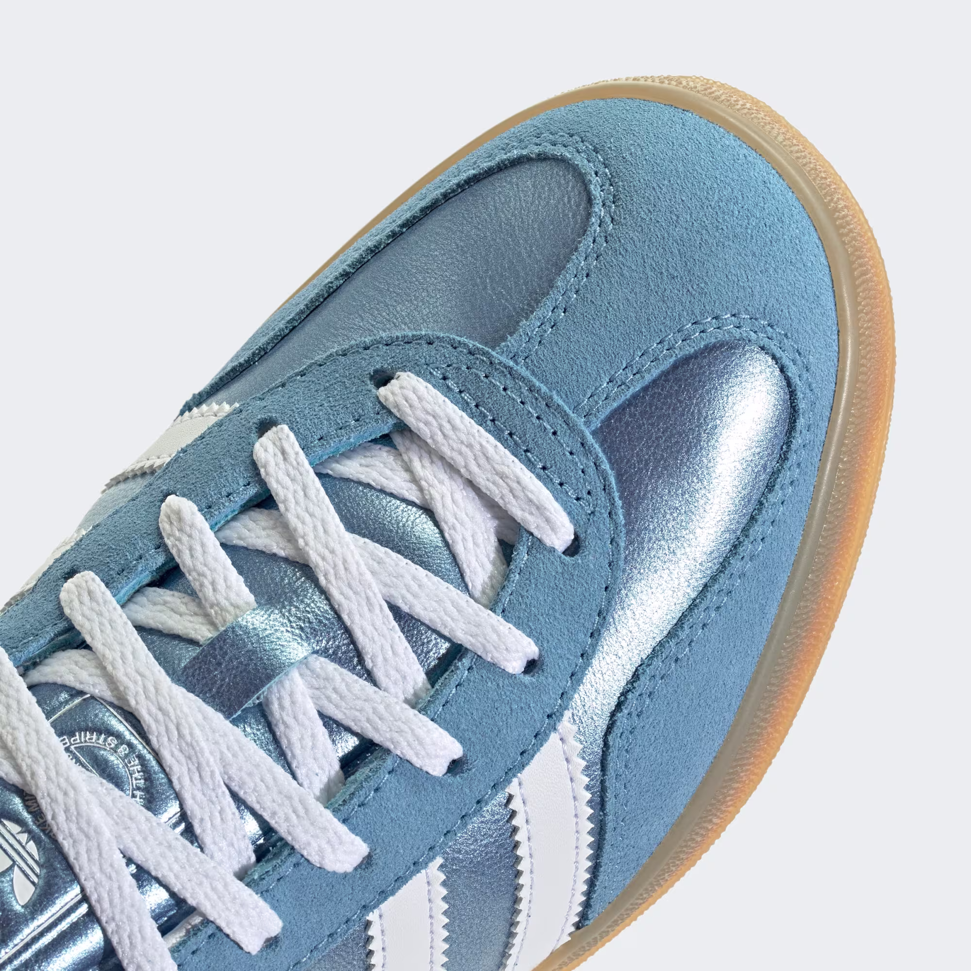 Adidas ქალის სპორტული ფეხსაცმელი