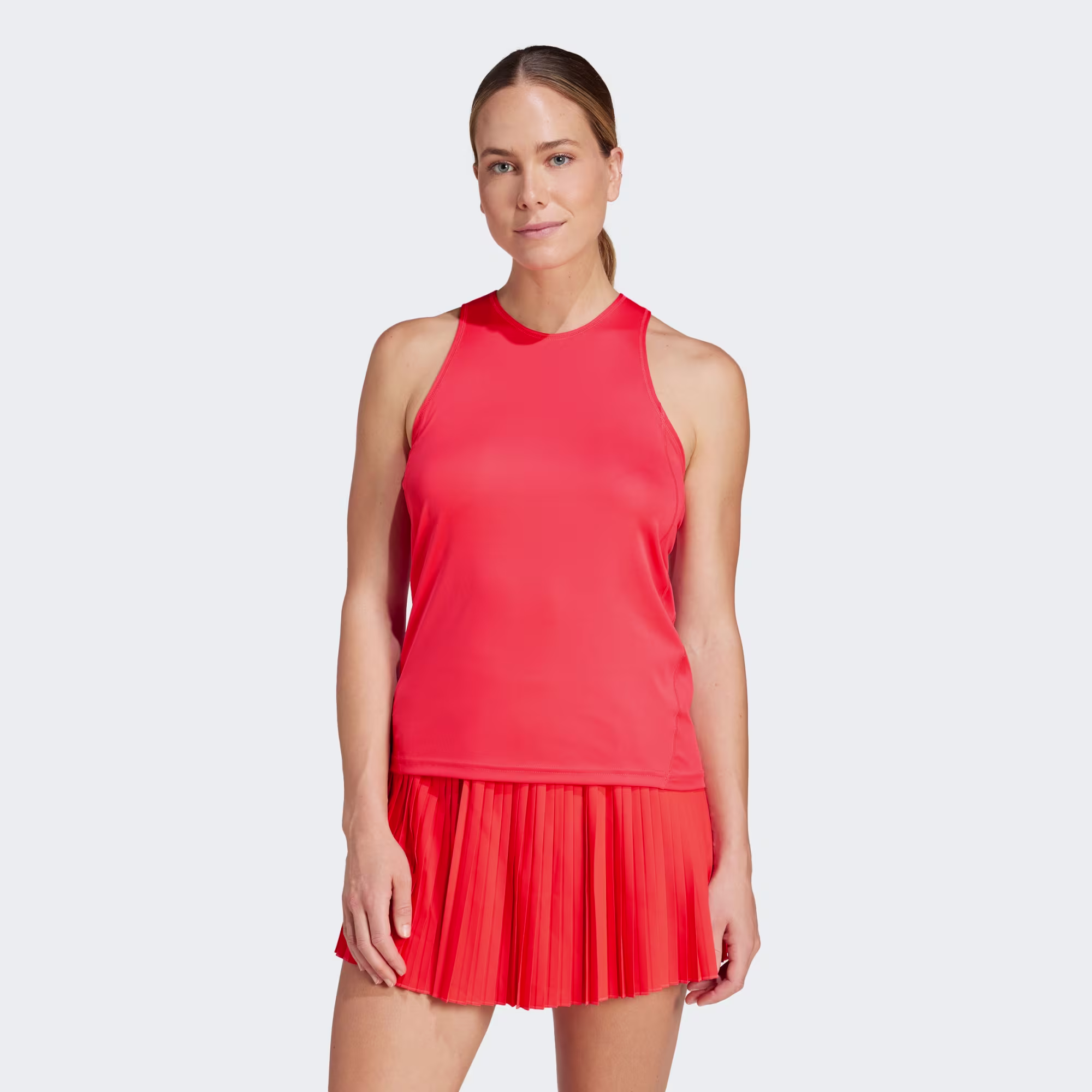 Adidas ქალის მაისური CLUB TANK