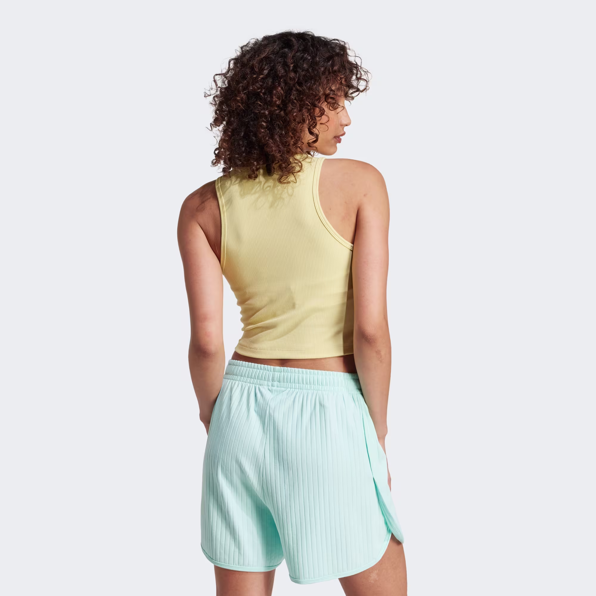 Adidas ქალის მაისური ESS RIB TANK