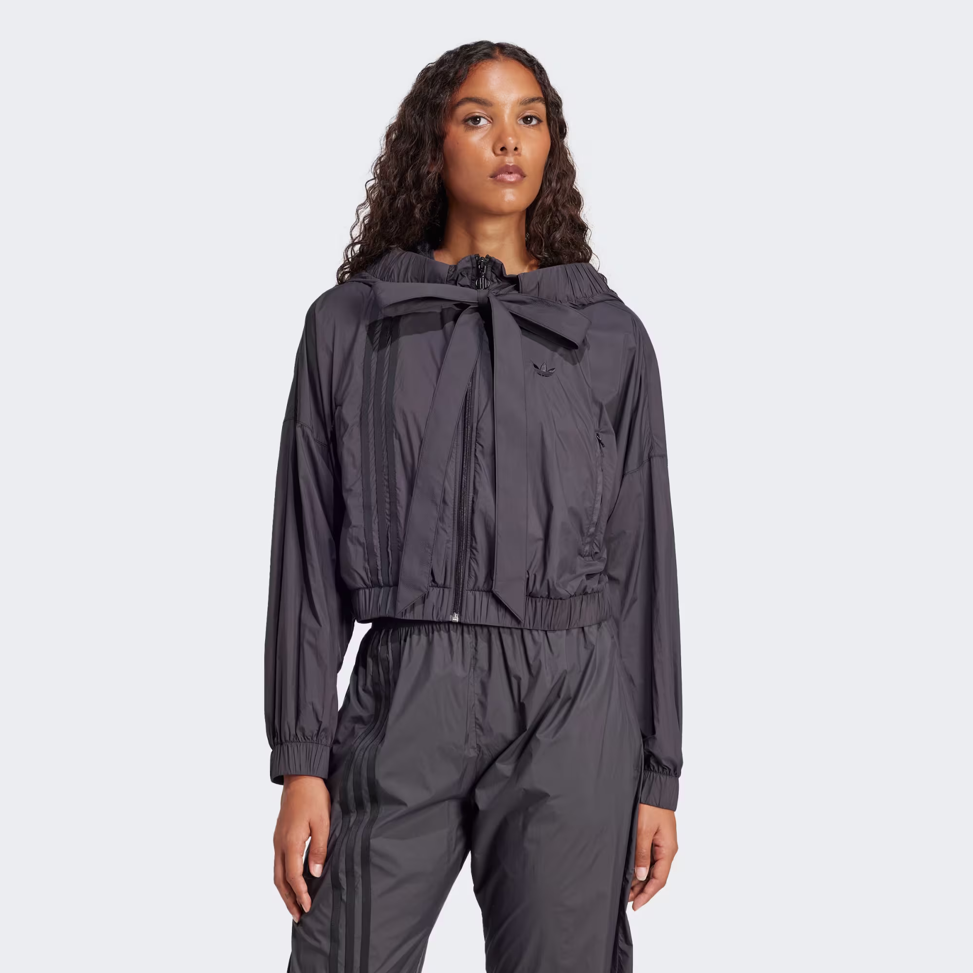 Adidas ქალის  ქურთუკი RUCHED BOMBER