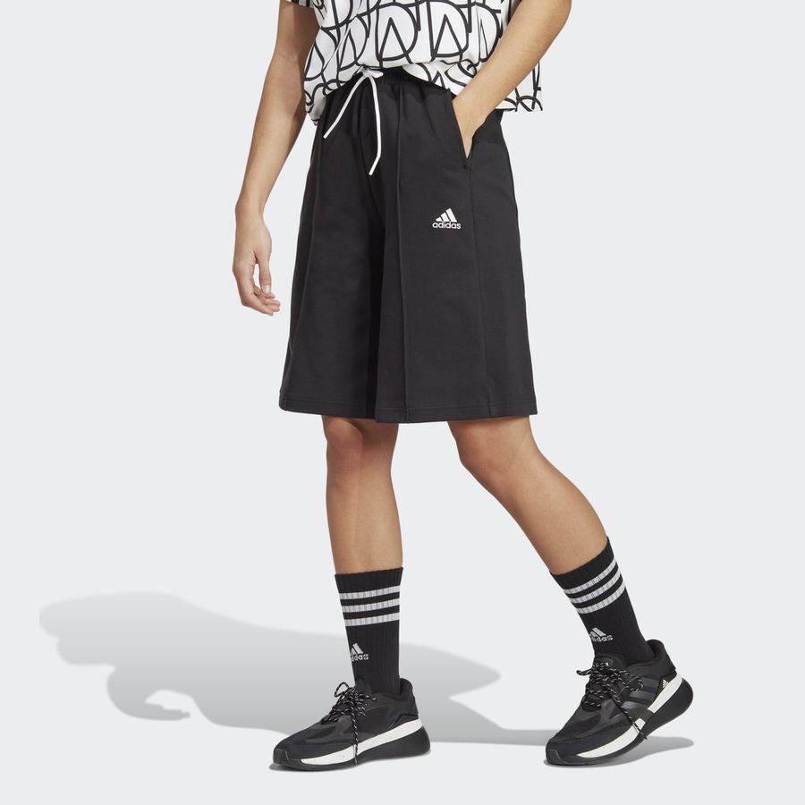 Adidas ქალის შორტი BLUV Q2 SHO CUL