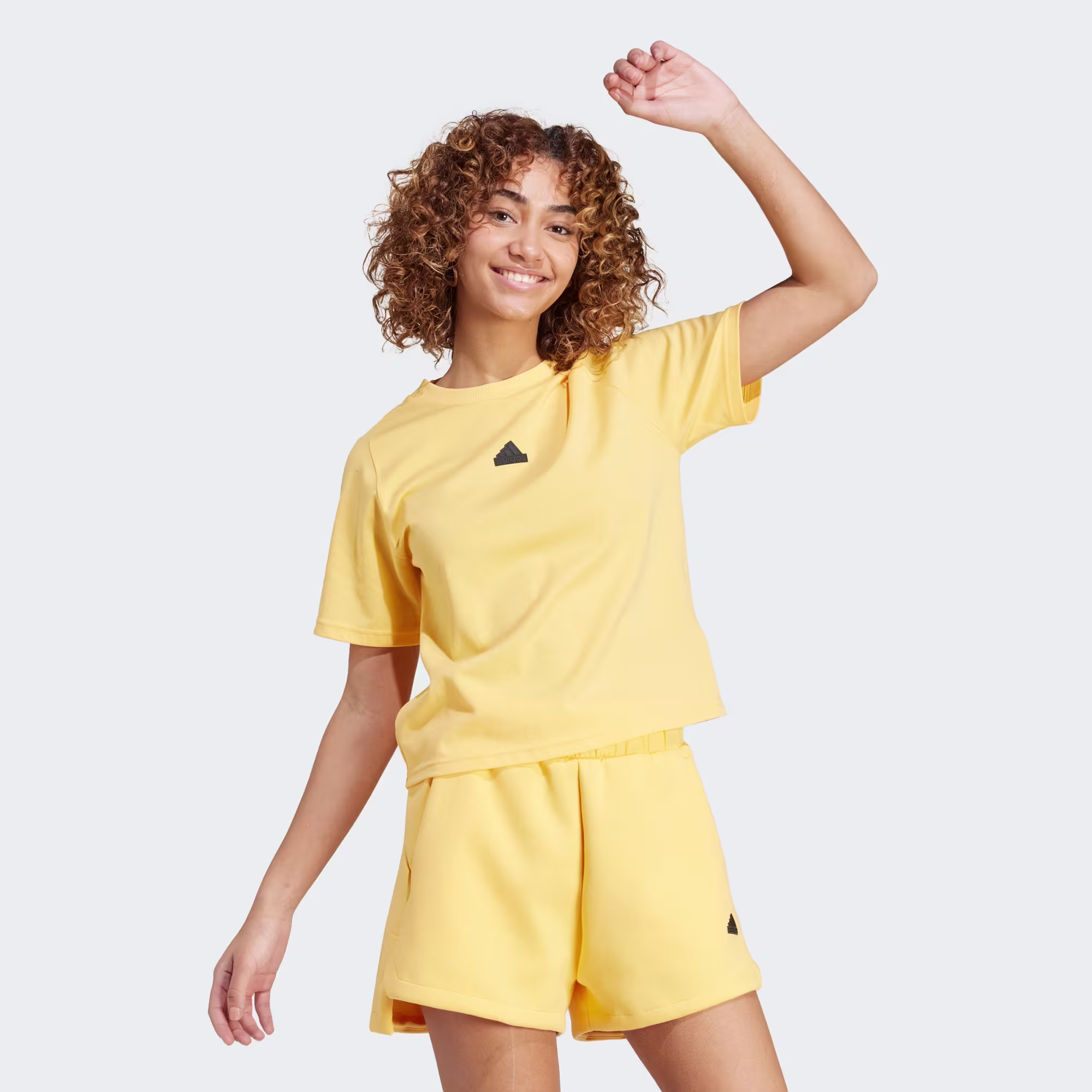 Adidas ქალის მაისური W Z.N.E. TEE