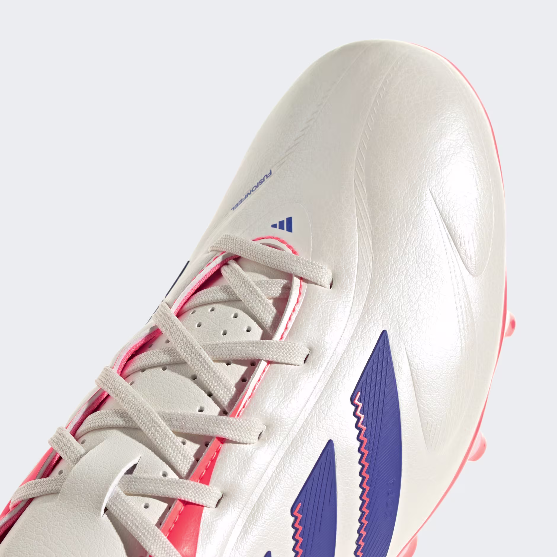 Adidas მამაკაცის სპორტული ფეხსაცმელი