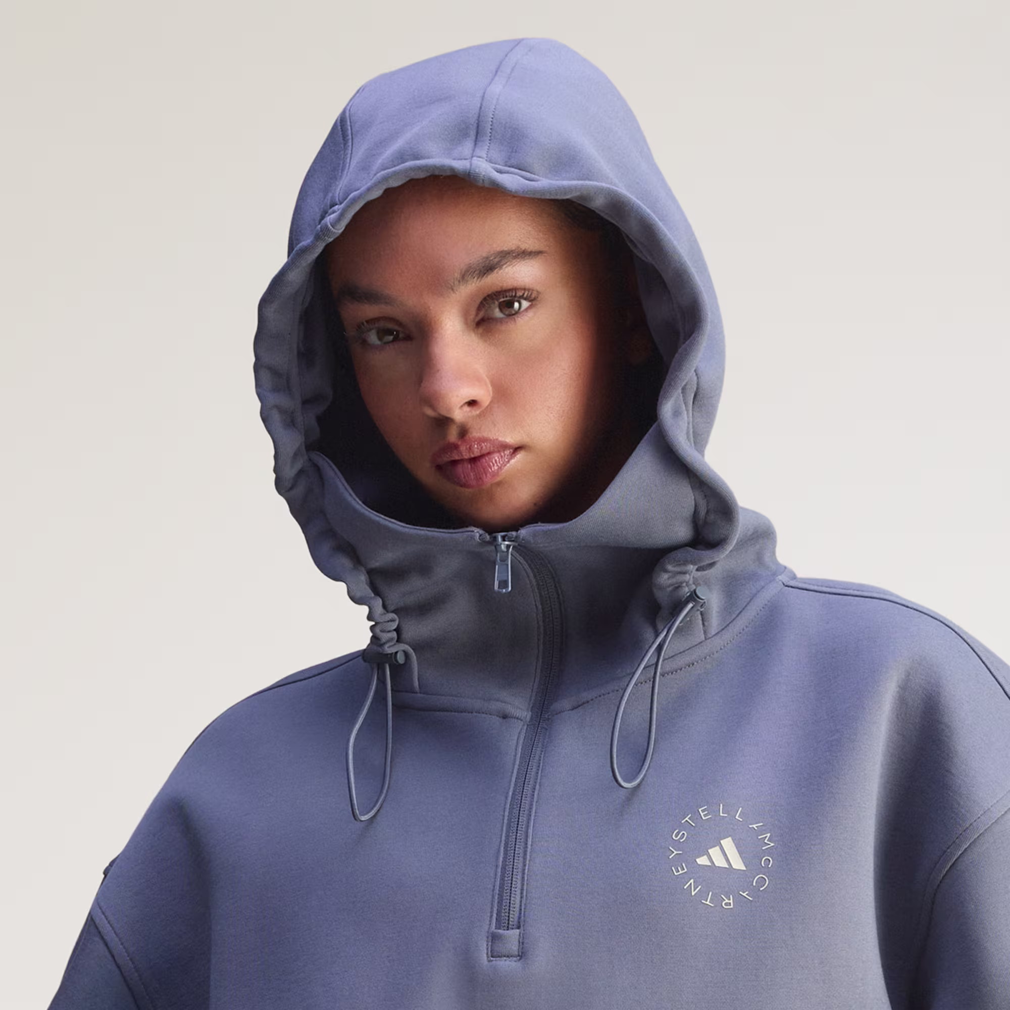 ქალის ჯემპრი