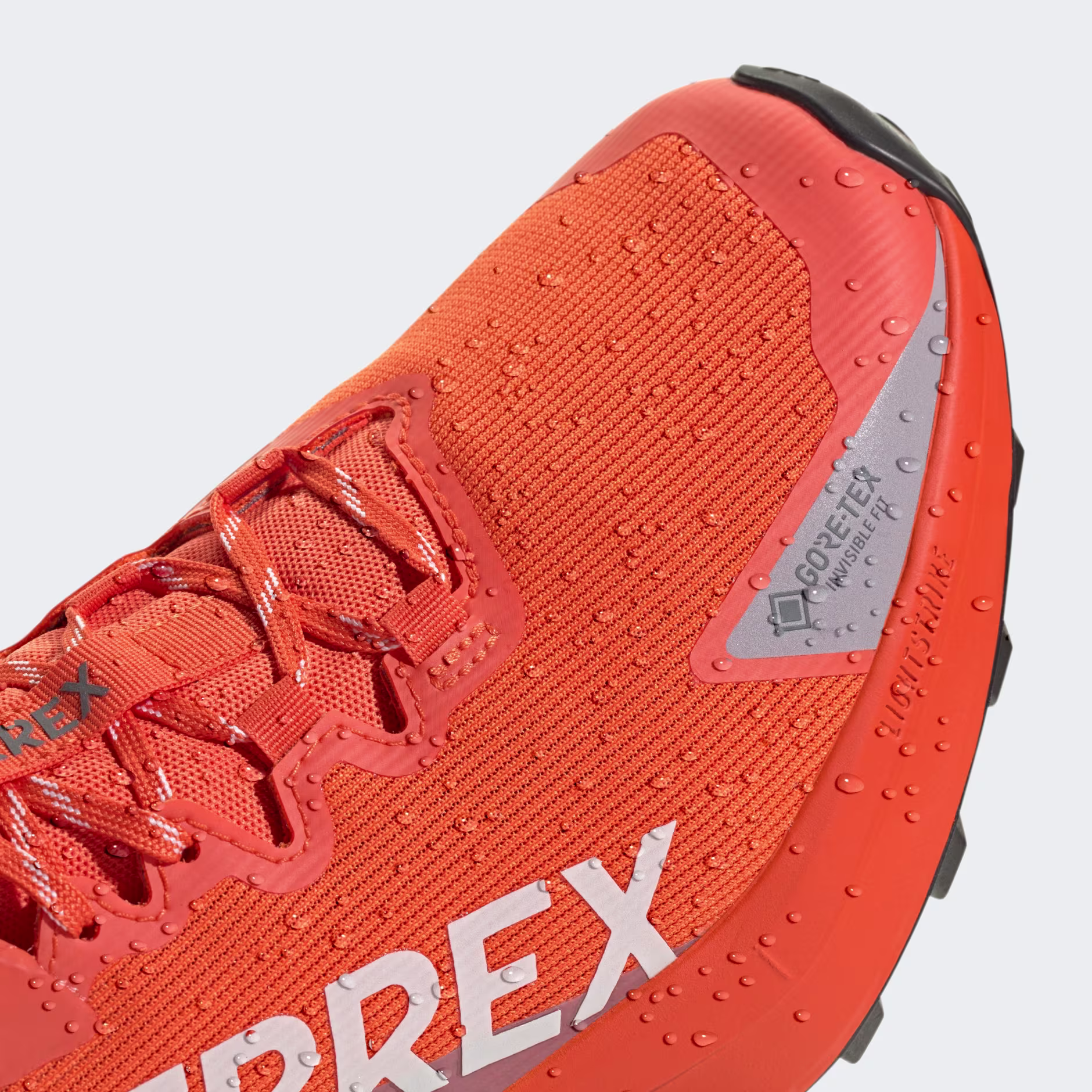 Adidas მამაკაცის სპორტული ფეხსაცმელი