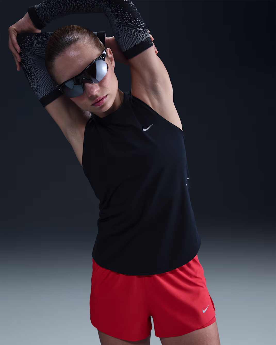 Nike ქალის მაისური W NK SWIFT DF TANK TOP