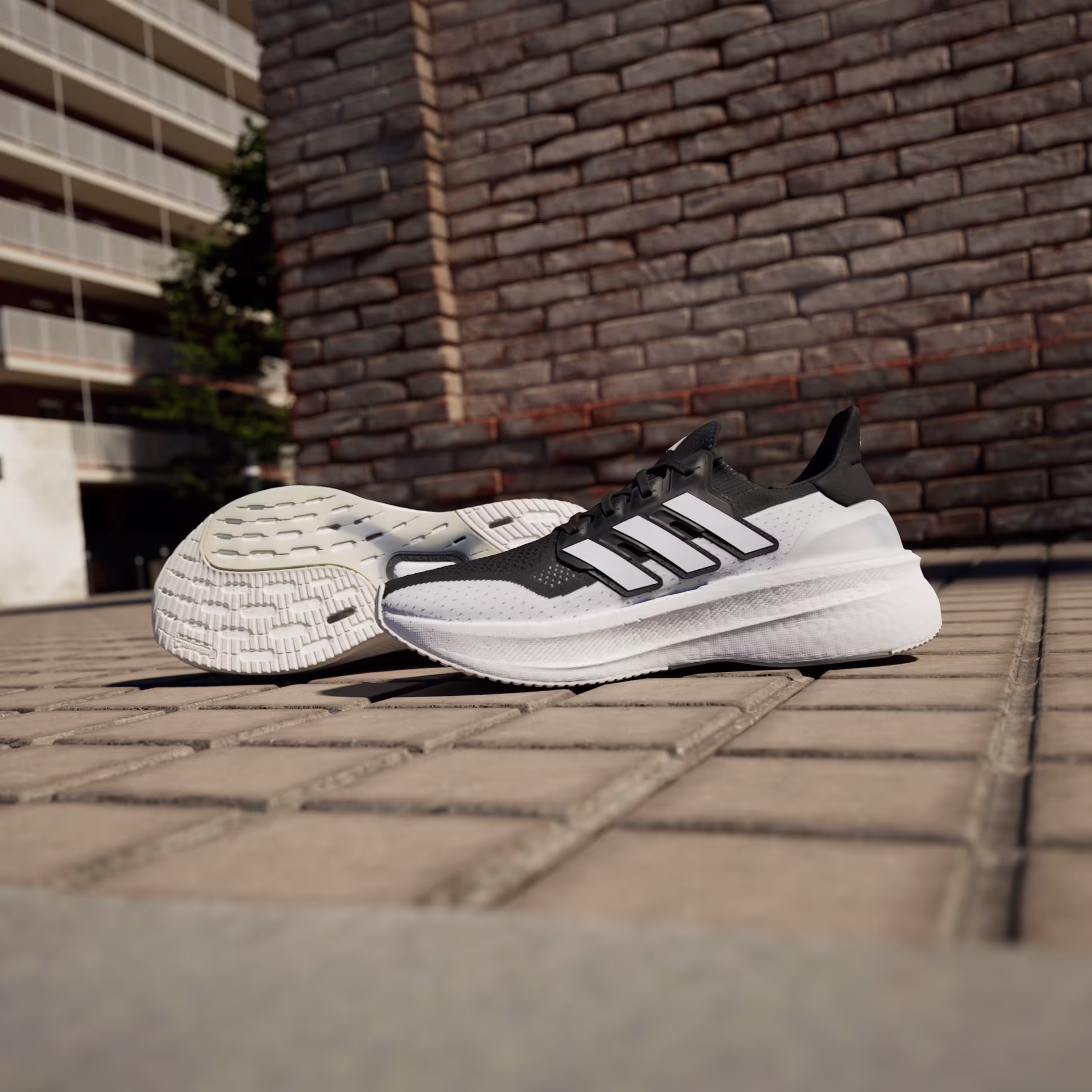 Adidas მამაკაცის სპორტული ფეხსაცმელი ULTRABOOST 5
