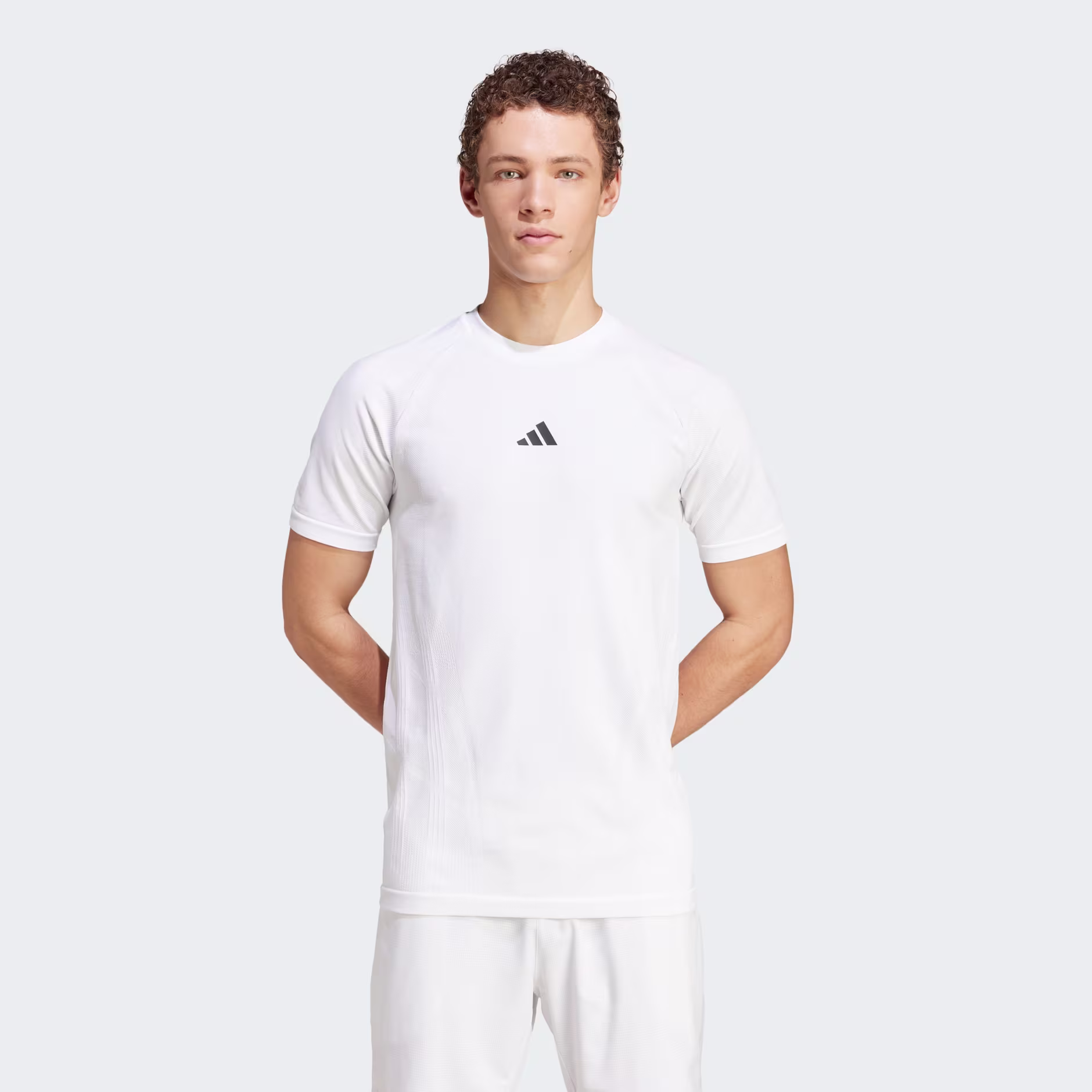 Adidas მამაკაცის მაისური SEAML TEE PRO
