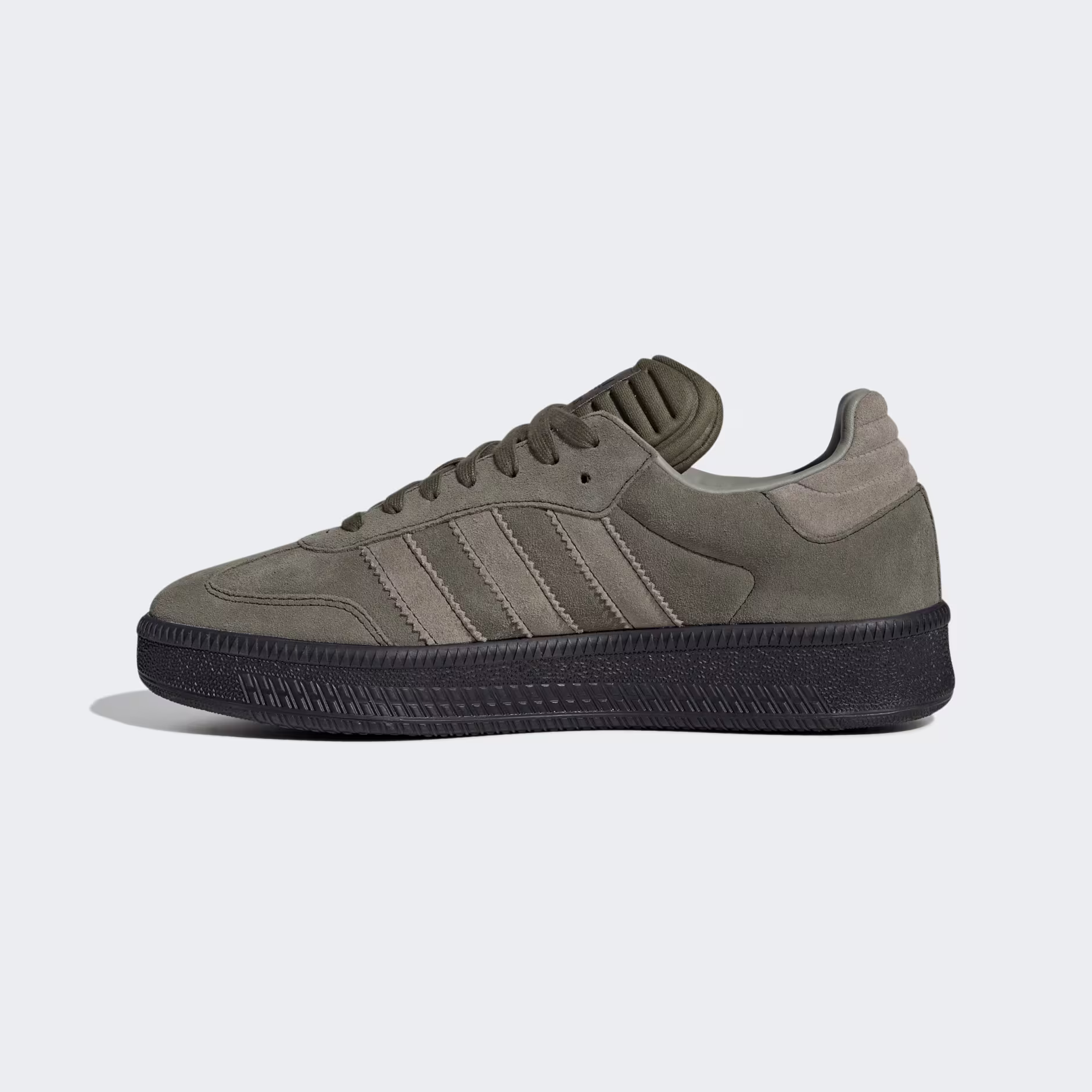 Adidas მამაკაცის სპორტული ფეხსაცმელი SAMBA XLG
