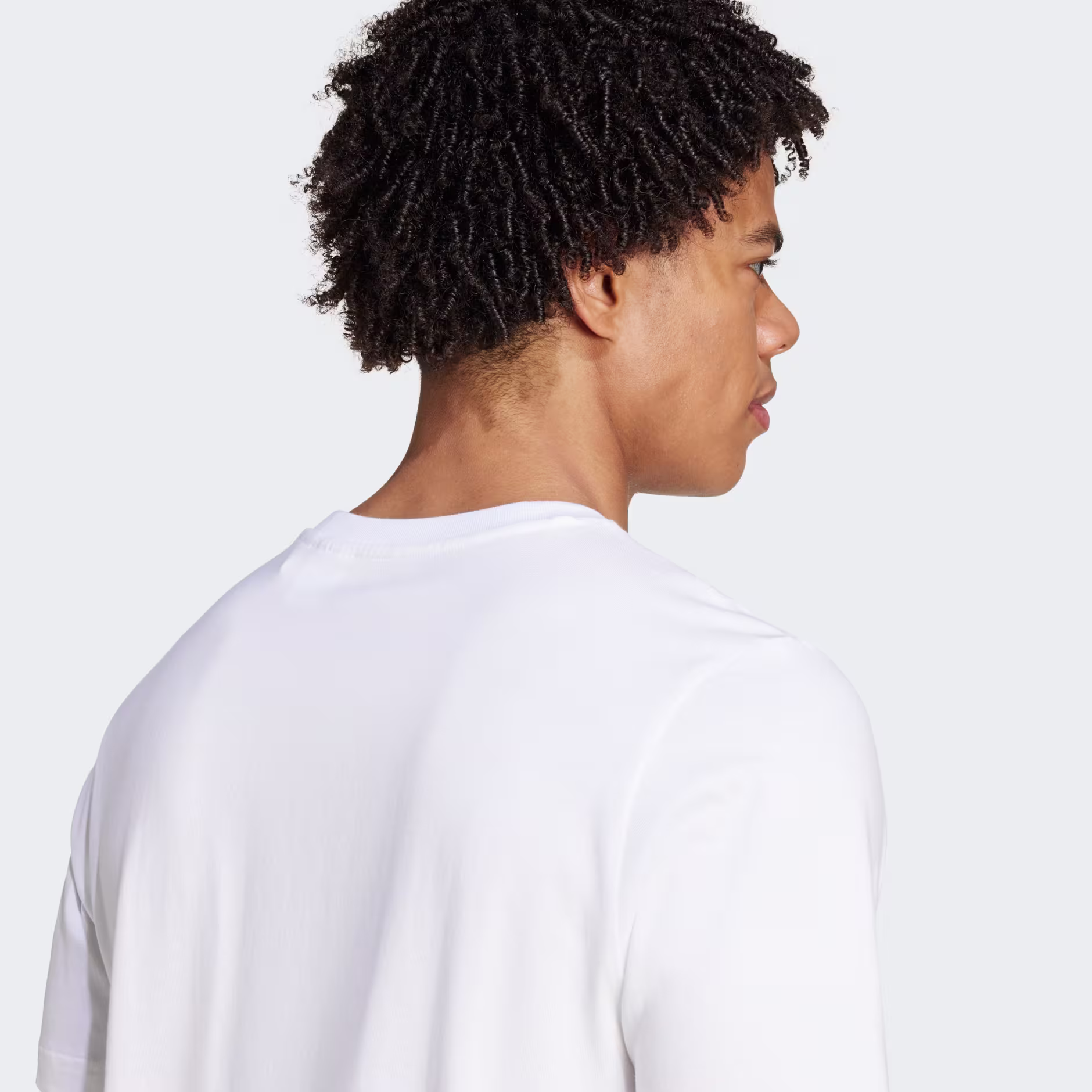 Adidas მამაკაცის მაისური REAL DNA GR TEE