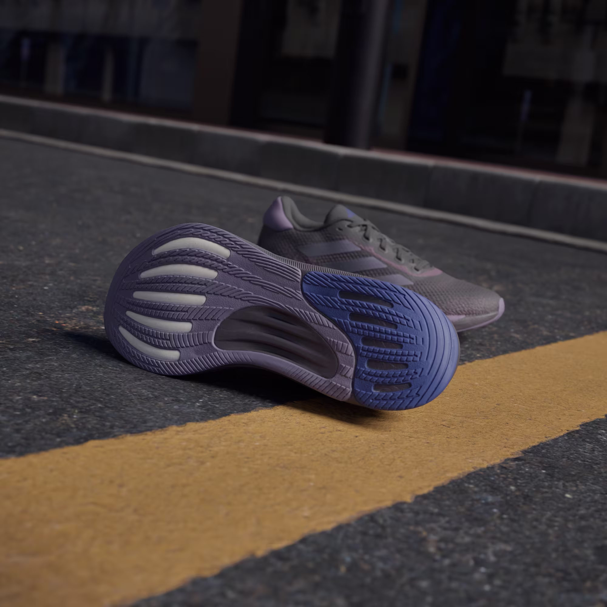 Adidas ქალის სპორტული ფეხსაცმელი SUPERNOVA STRIDE W