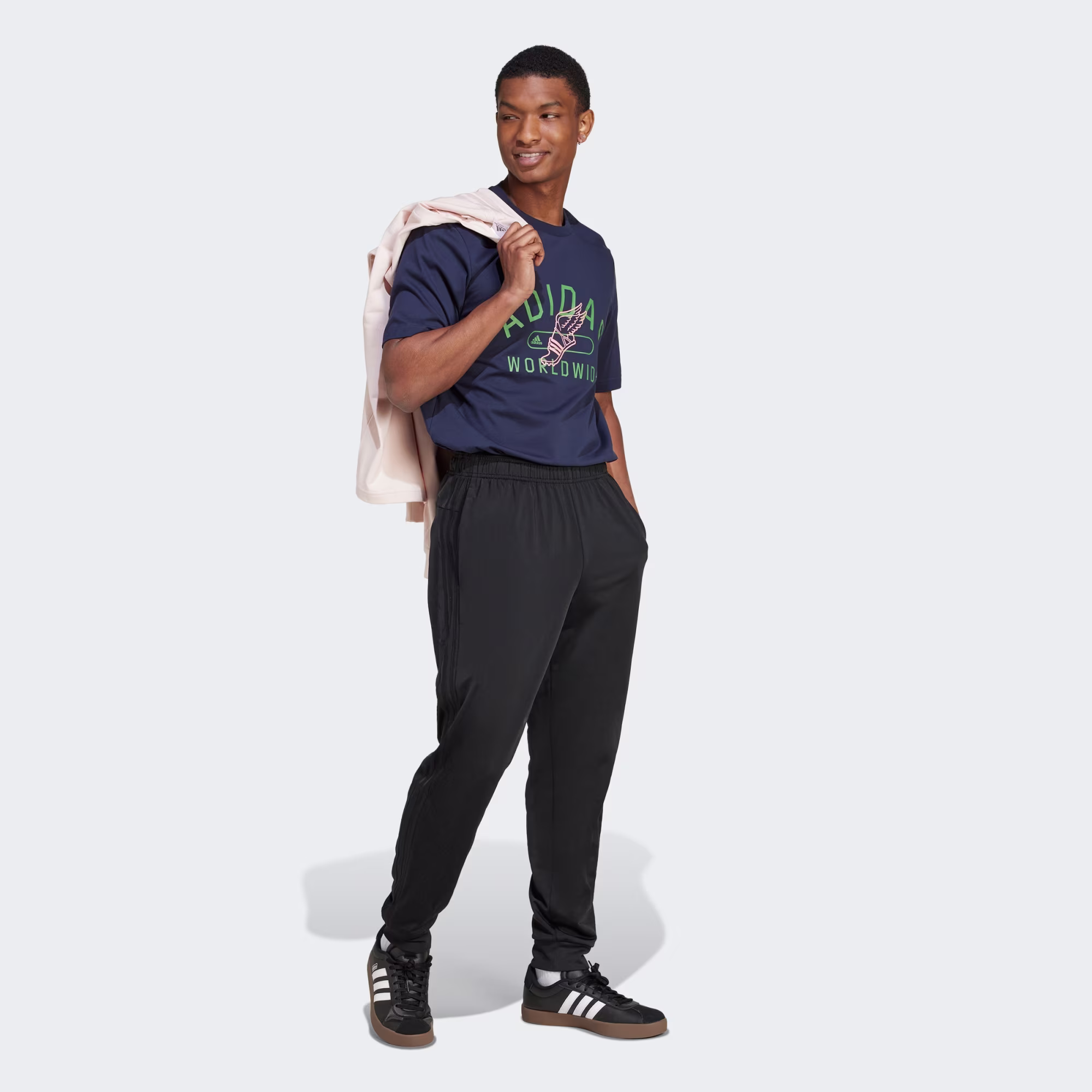 Adidas მამაკაცის მაისური M COLLEGIATE T