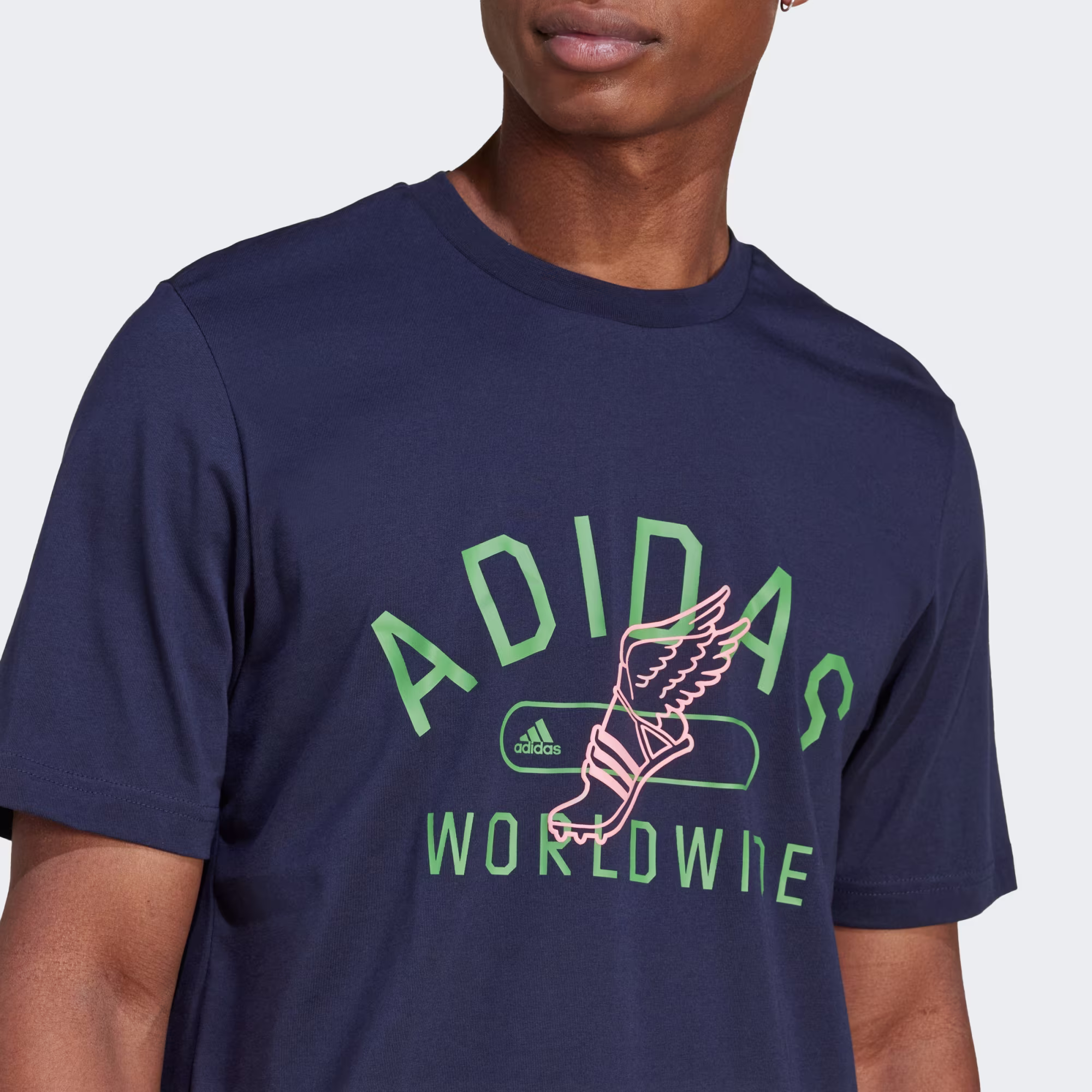 Adidas მამაკაცის მაისური M COLLEGIATE T