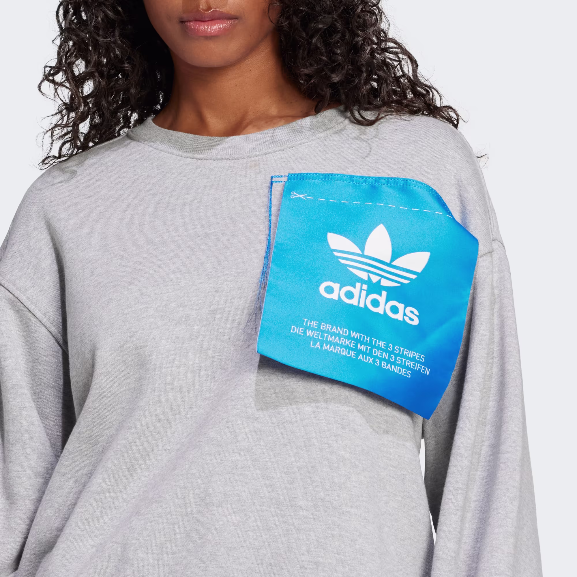 Adidas ქალის ჯემპრი KSENIA TAG SWT