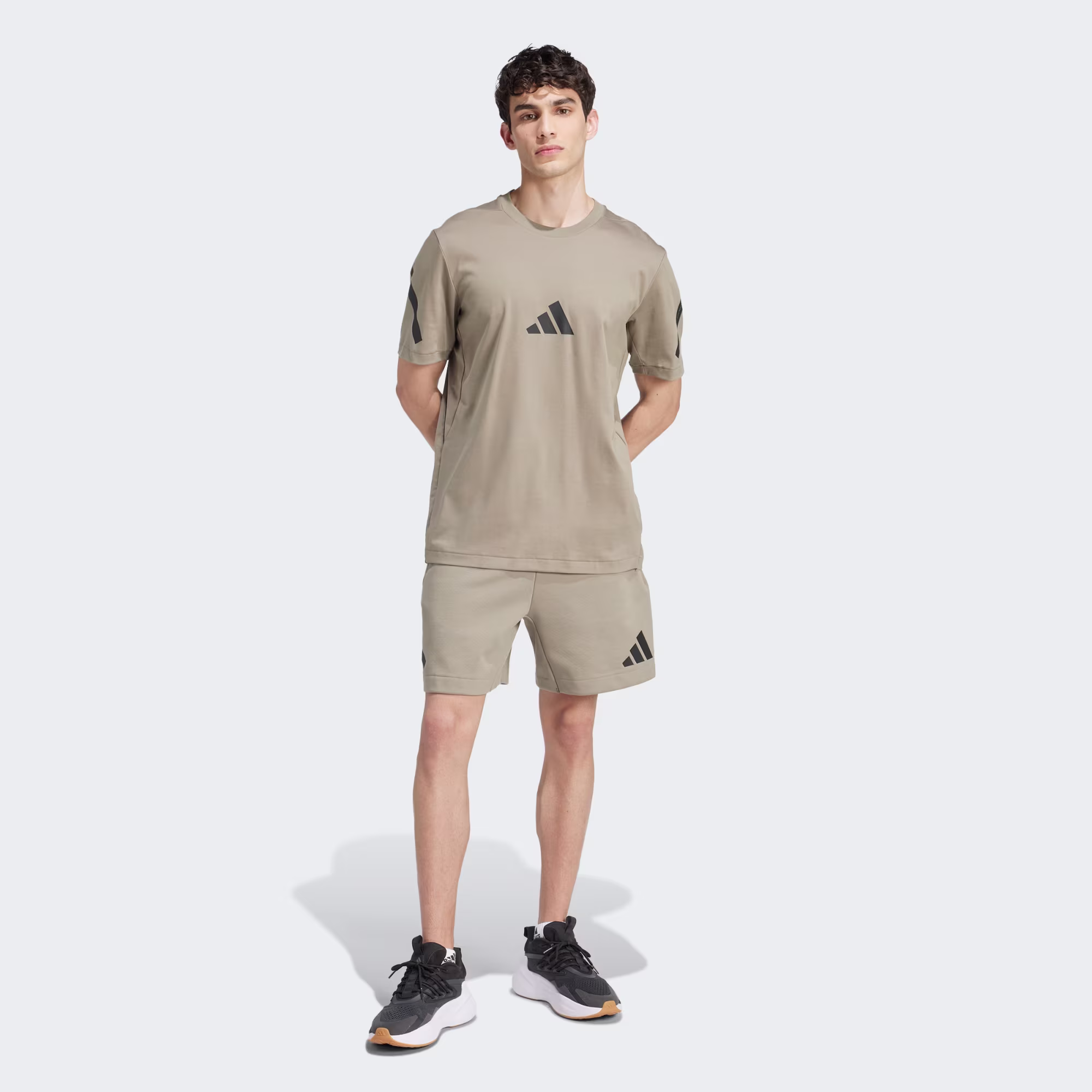 Adidas მამაკაცის შორტი M Z.N.E. SHO