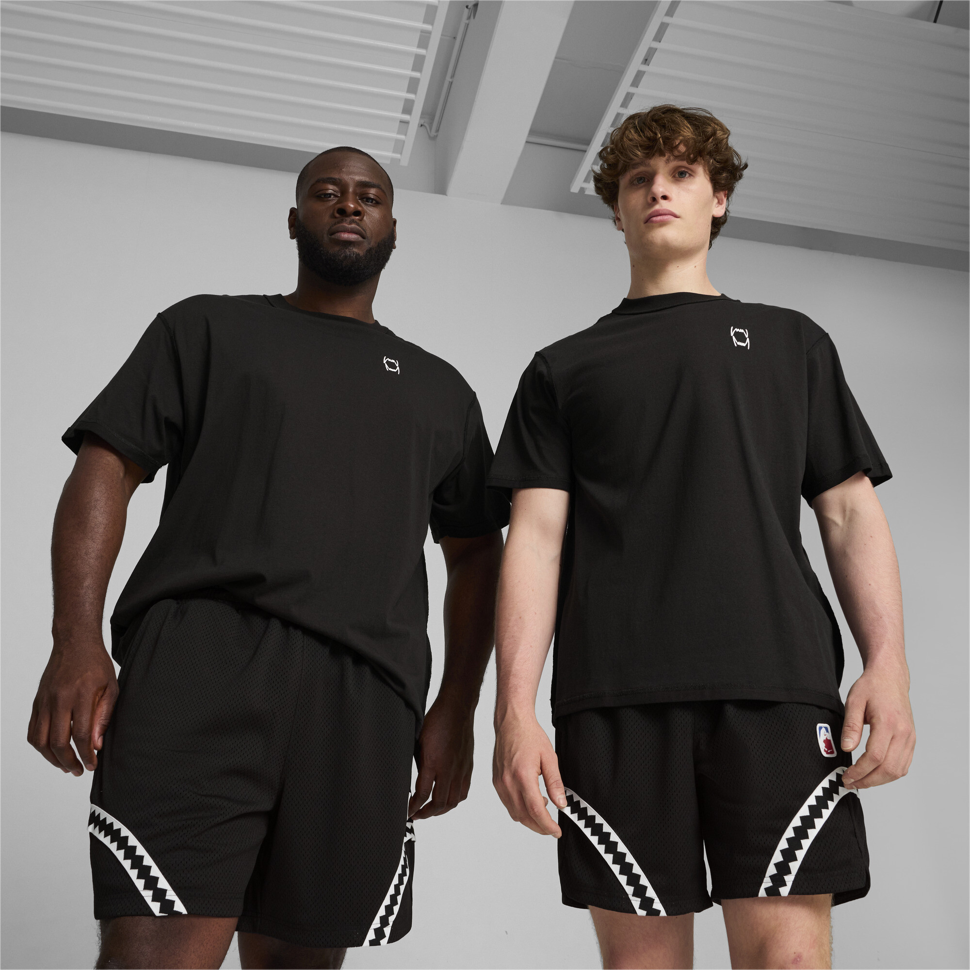 Puma მაისური Pivot Unisex Tee 2.0 PUMA Black