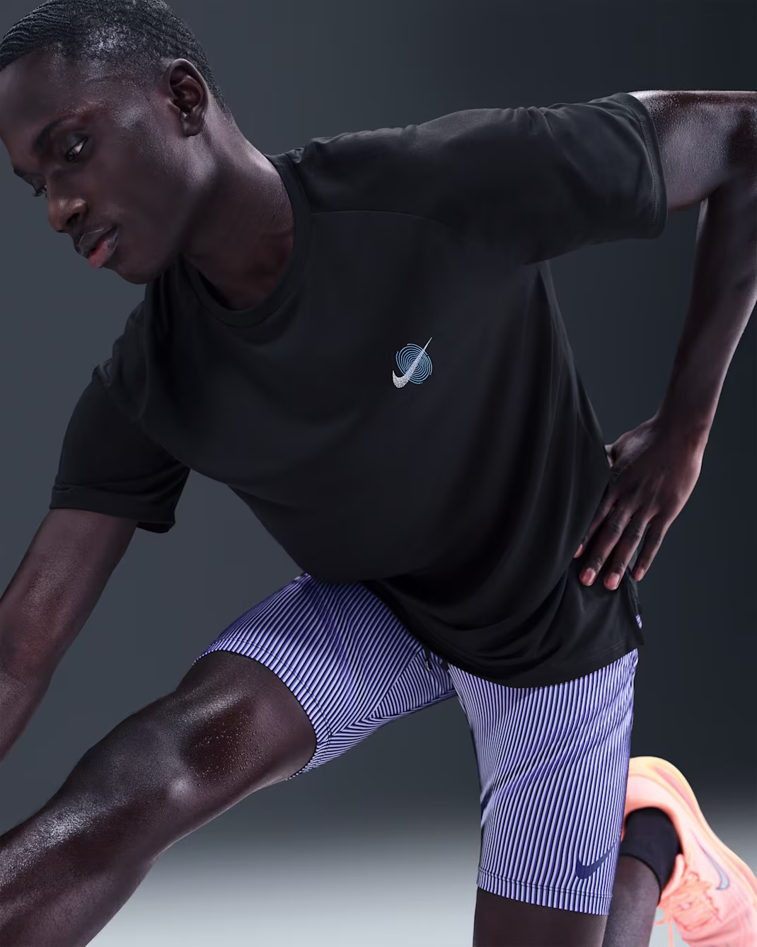 Nike მამაკაცის მაისური M NK DFADV STRIDE ENERGY SS