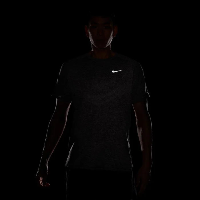 Nike მამაკაცის მაისური M NK DFADV STRIDE SS TOP