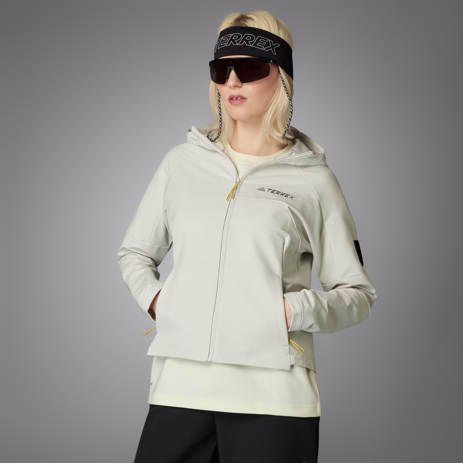 Adidas ქალის  ქურთუკი NG W DWR JKT