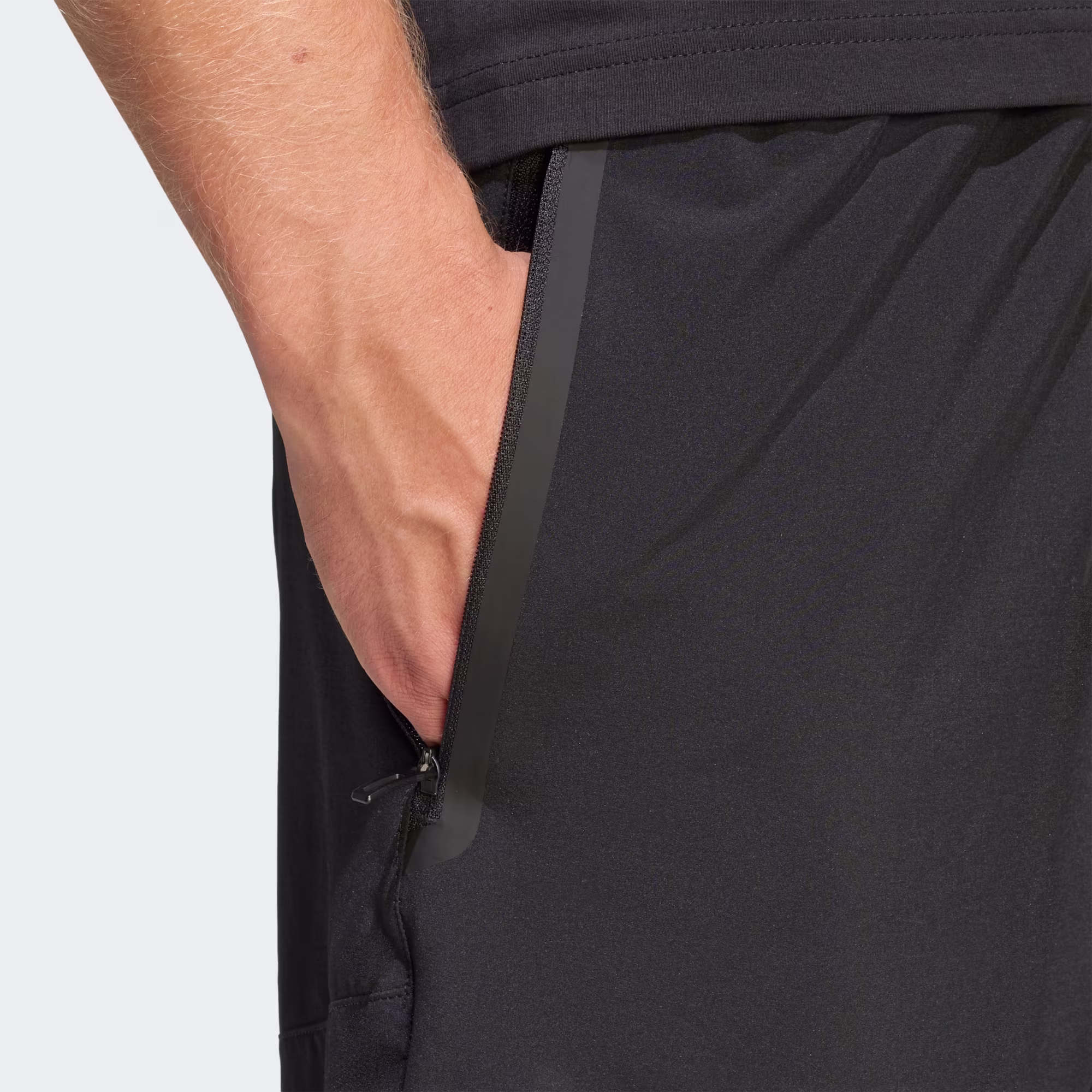 Adidas მამაკაცის შორტი TT SHORTS