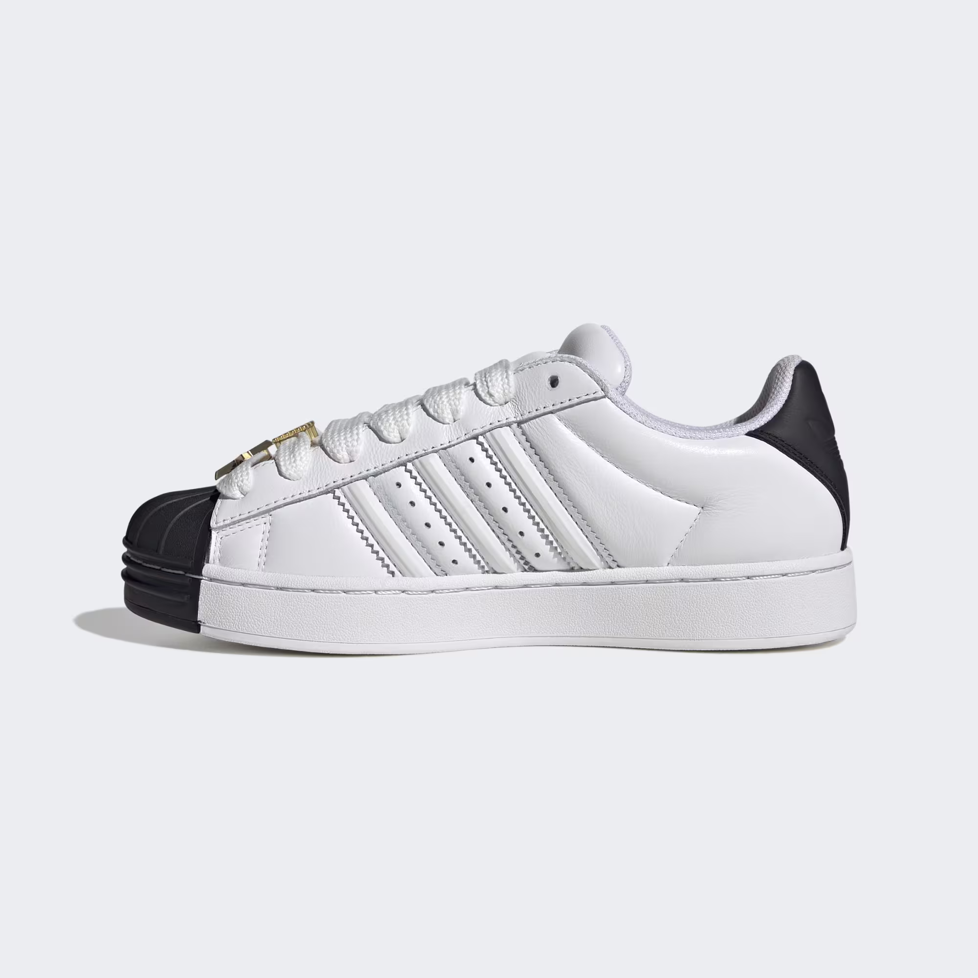 Adidas ქალის სპორტული ფეხსაცმელი SUPERSTAR ST W