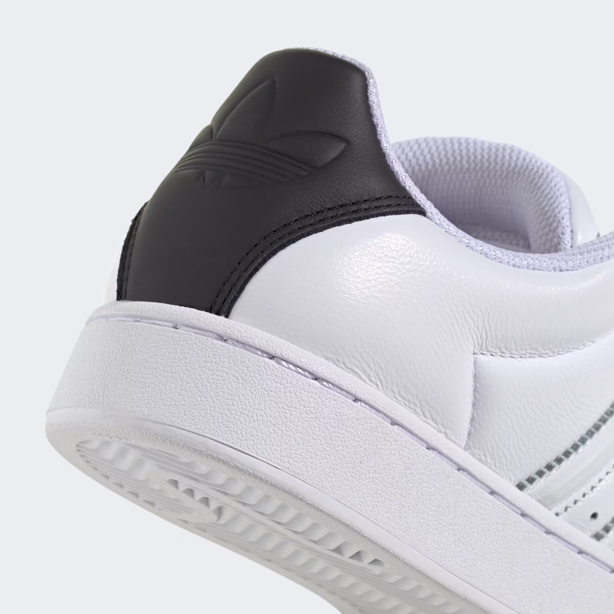 Adidas ქალის სპორტული ფეხსაცმელი SUPERSTAR ST W