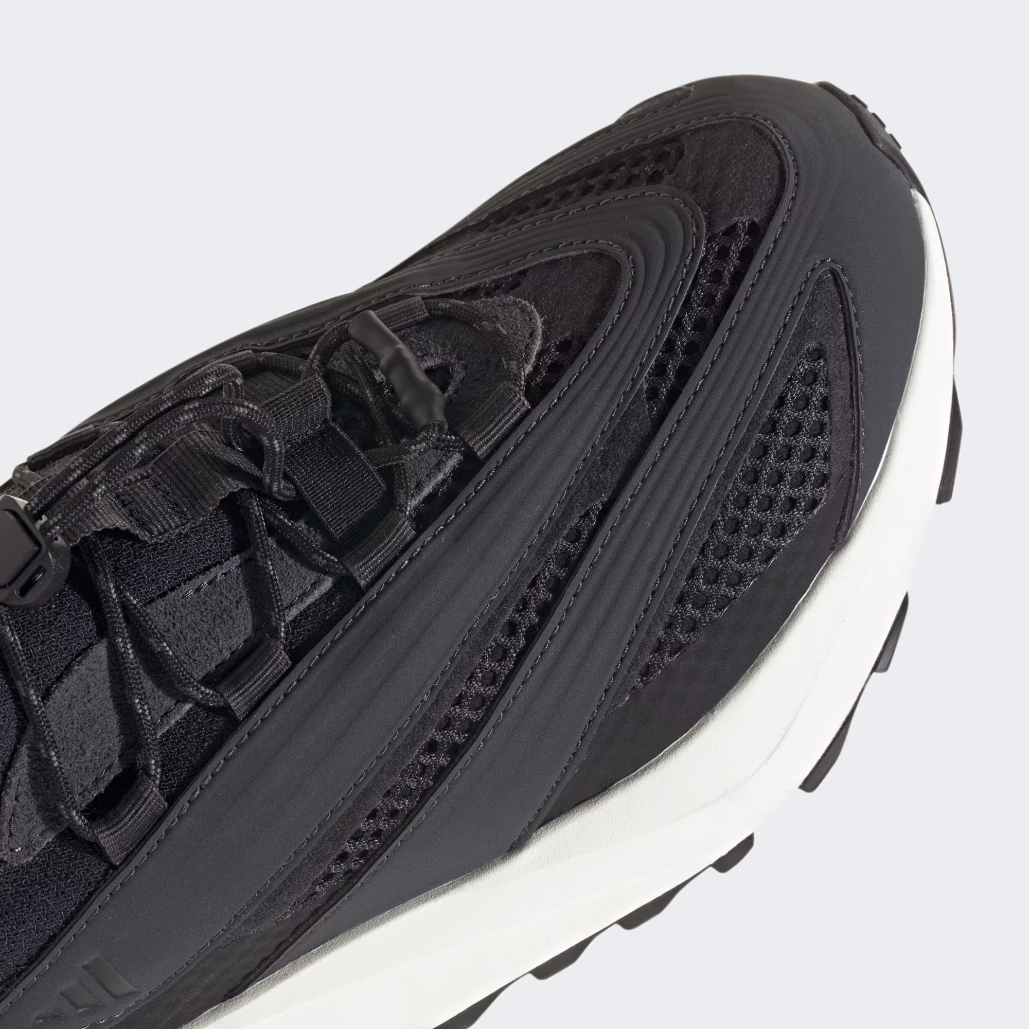 Adidas მამაკაცის სპორტული ფეხსაცმელი LIGHTBLAZE VISTA