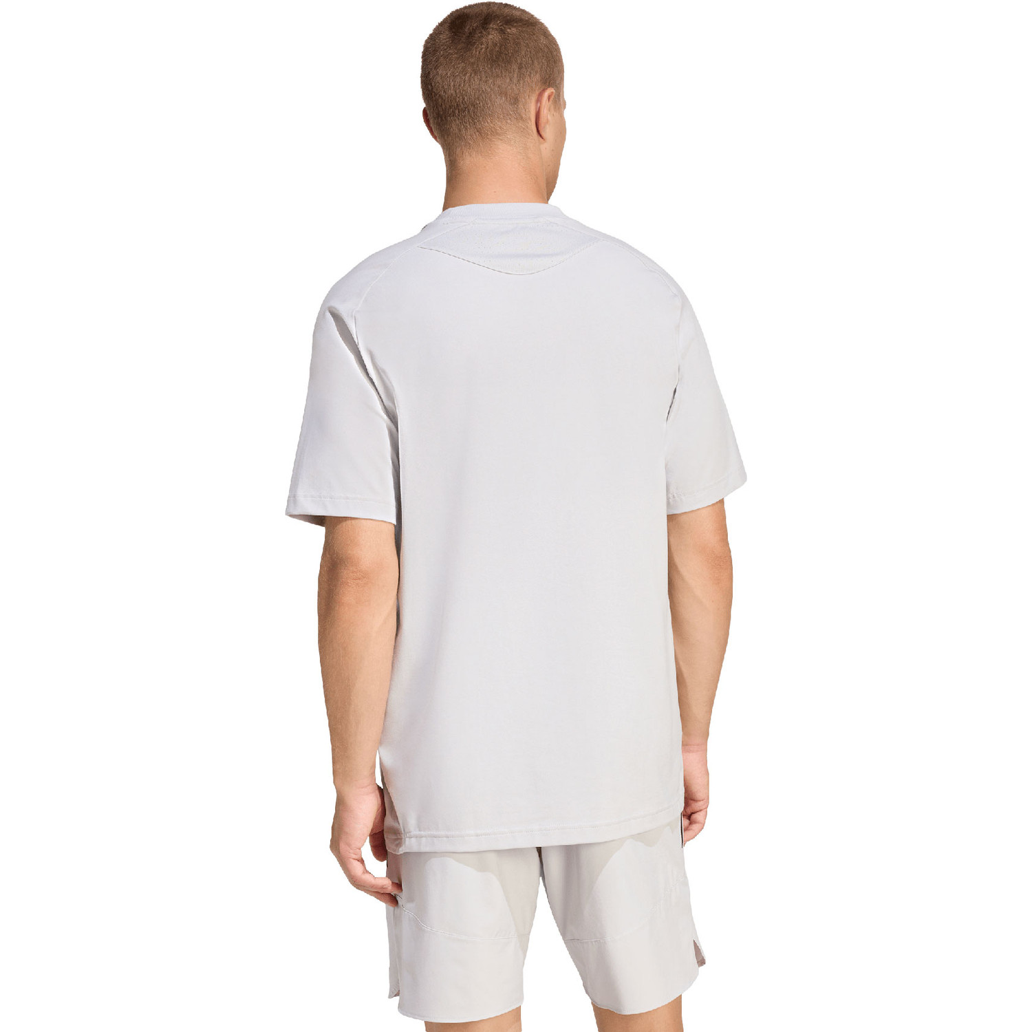 Adidas მამაკაცის მაისური TT TEE