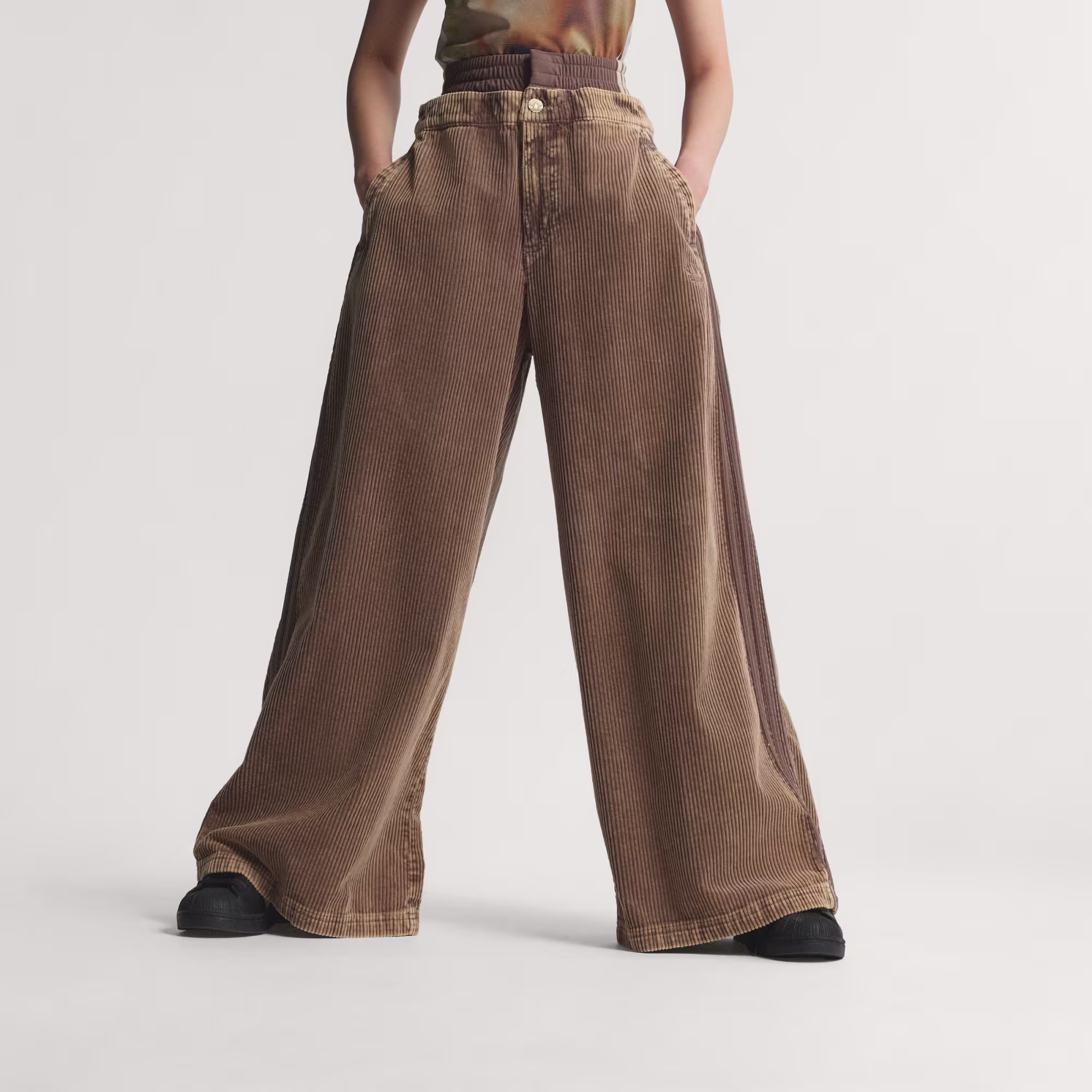 Adidas ქალის შარვალი SST PT