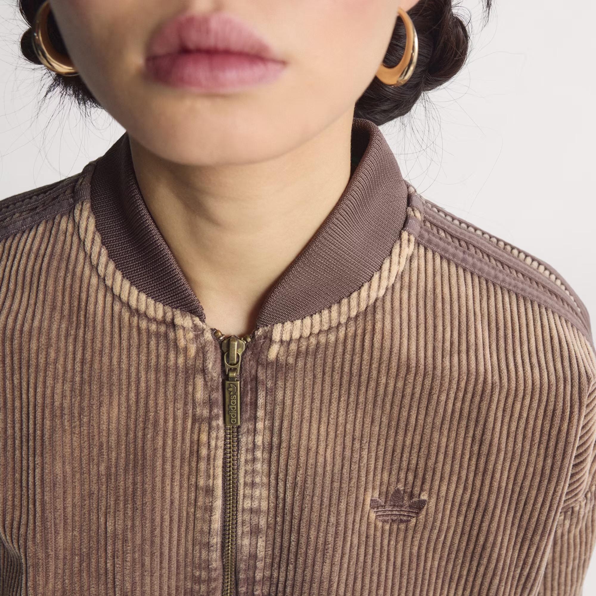 Adidas ქალის ჯემპრი SST JKT