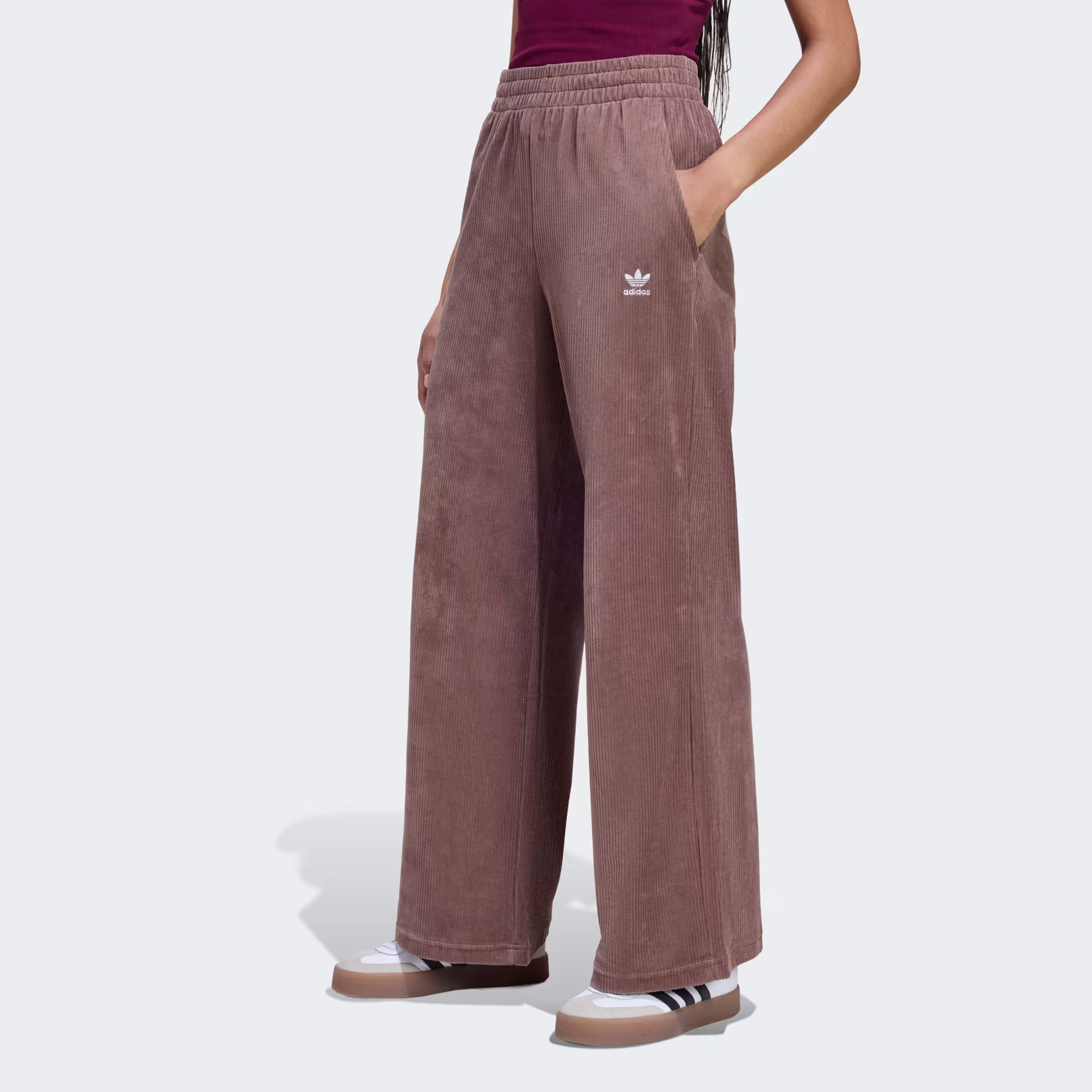 Adidas ქალის შარვალი ESS TP