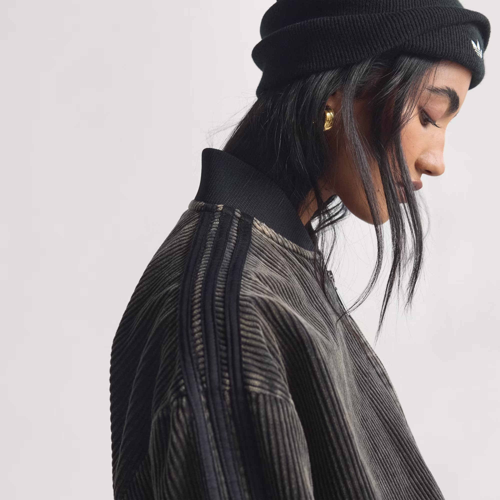 Adidas ქალის ჯემპრი SST JKT