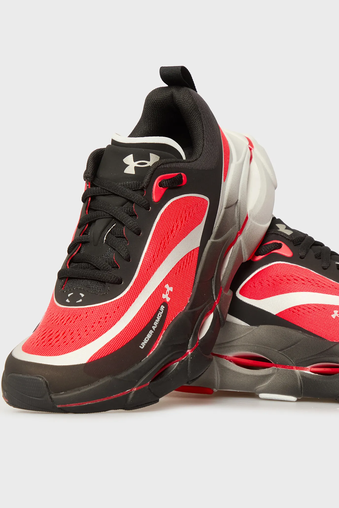 Under Armour ქალის სპორტული ფეხსაცმელი