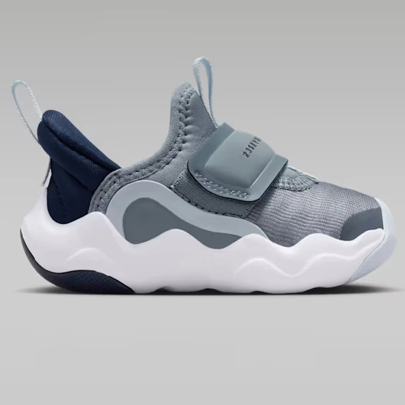 Nike ბავშვის სპორტული ფეხსაცმელი