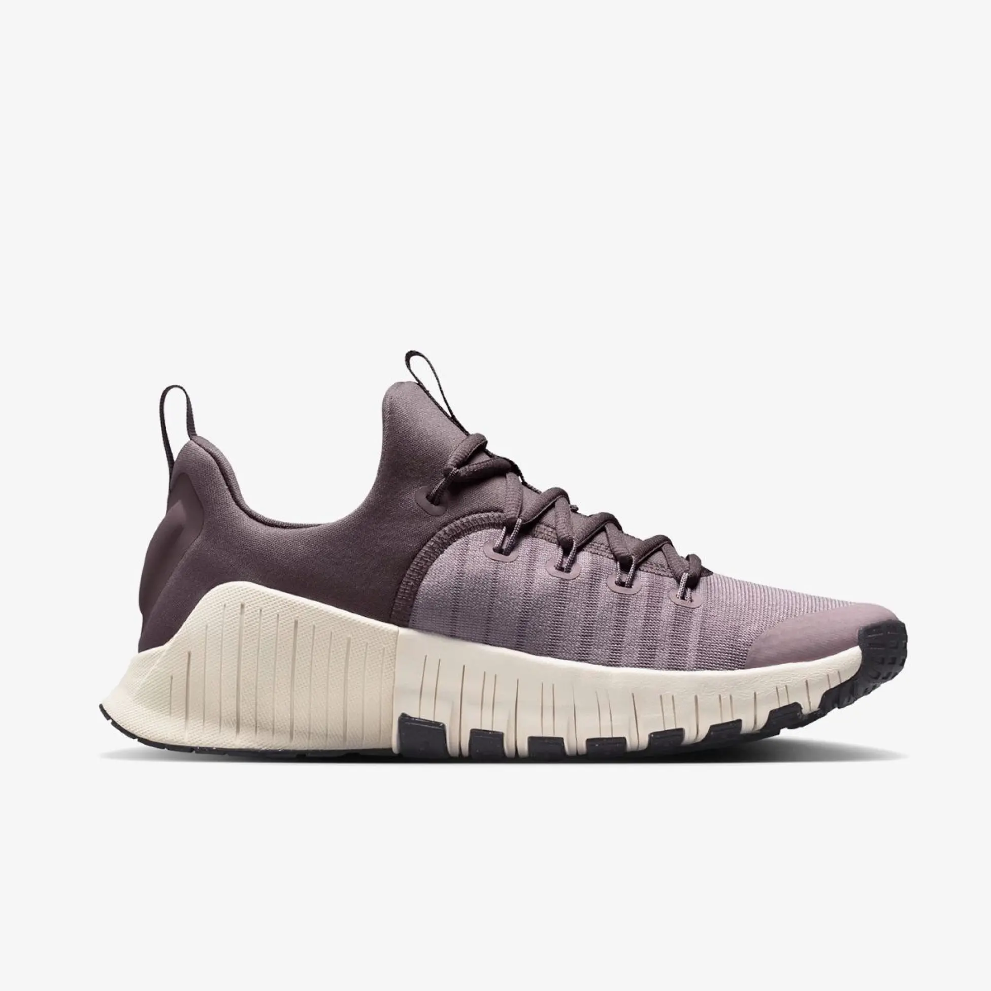 Nike ქალის სპორტული ფეხსაცმელი