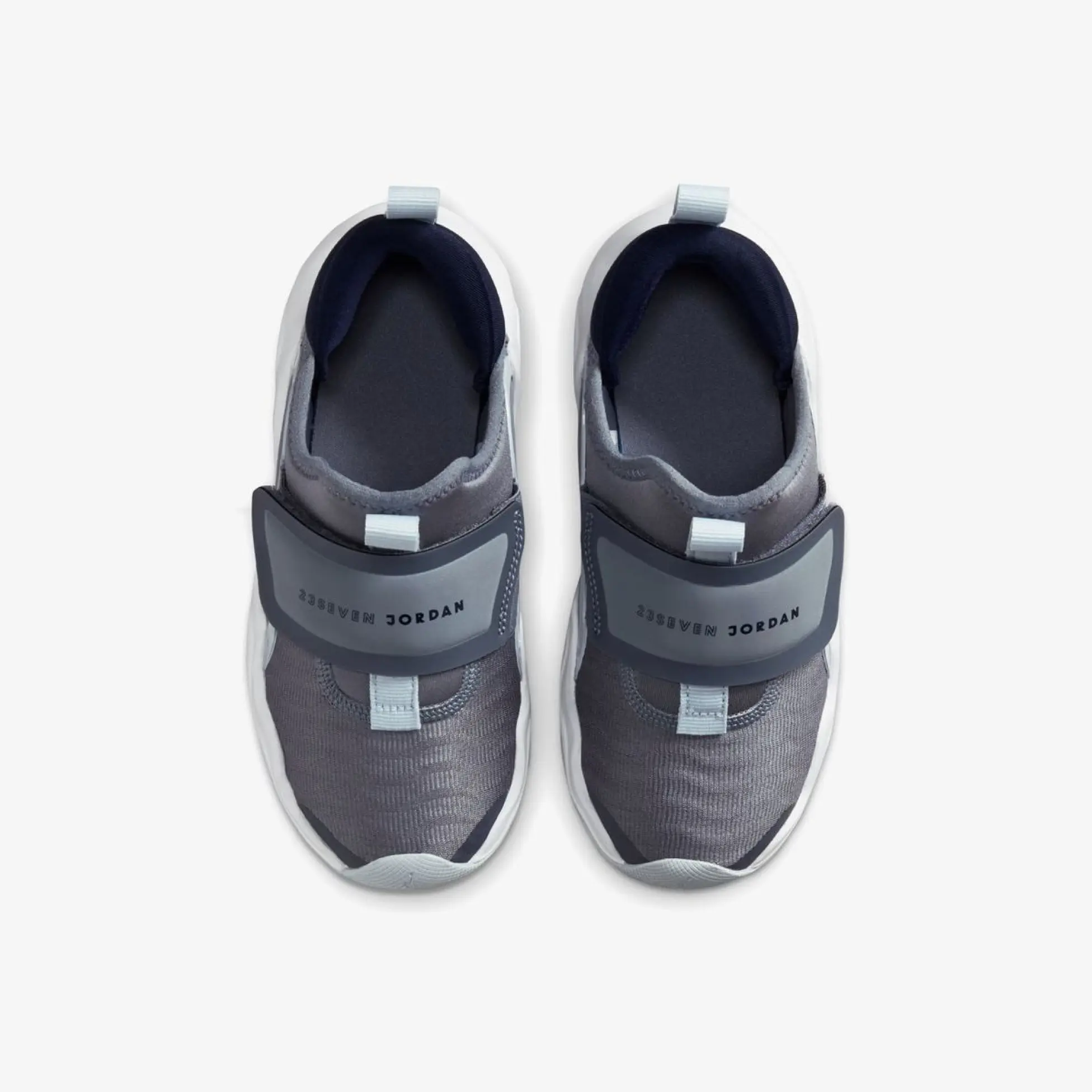 Nike ბავშვის სპორტული ფეხსაცმელი