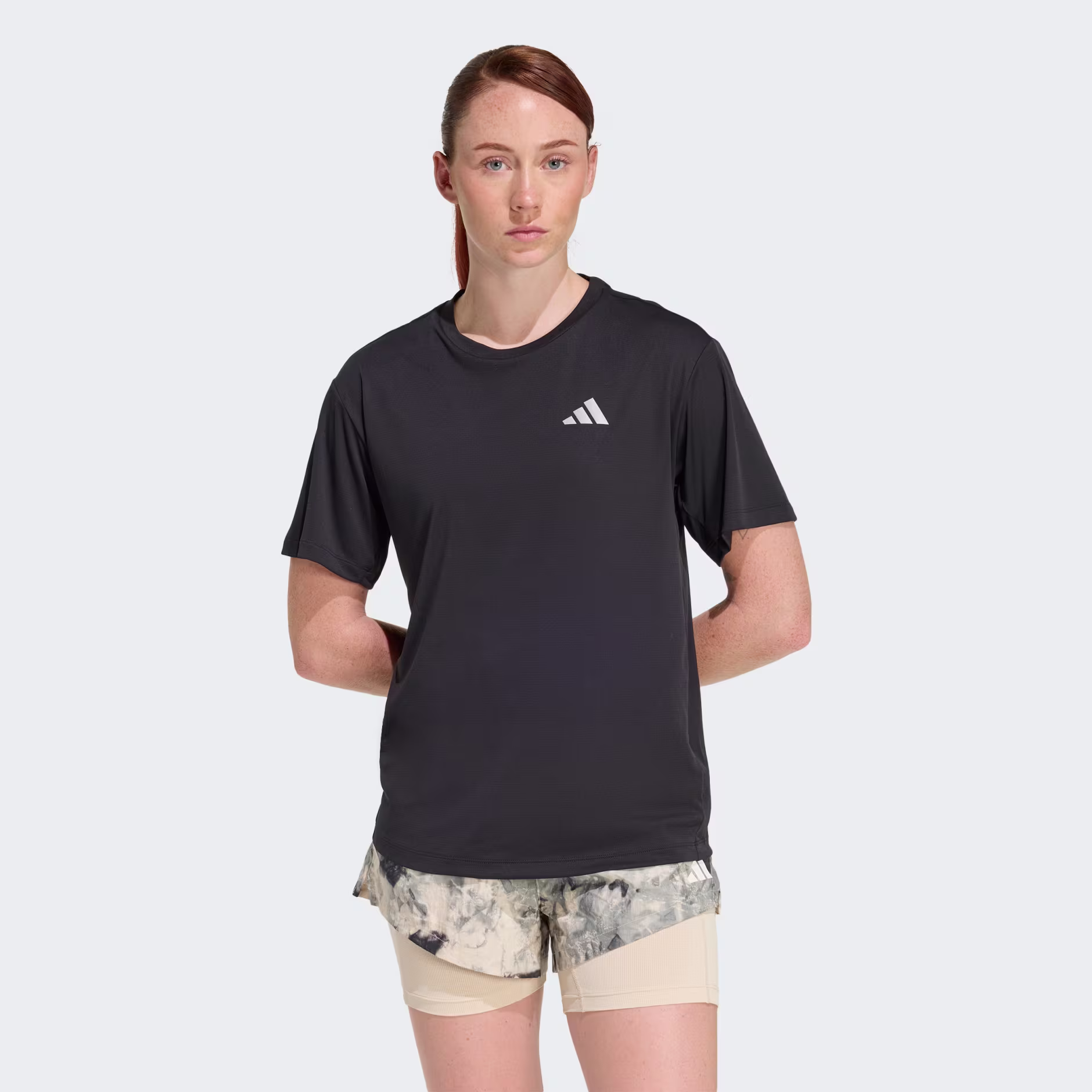 Adidas ქალის მაისური Run Ess Tee W